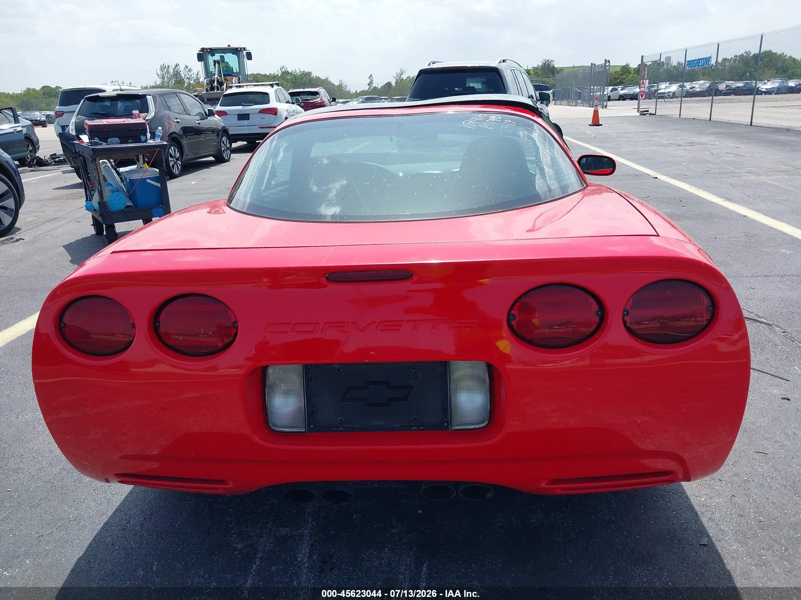 1998 Chevrolet Corvette   Красный vin: 1G1YY22G2W5108416