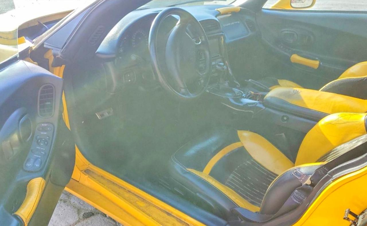 2000 Chevrolet Corvette Yellow vin: 1G1YY22G2Y5101873