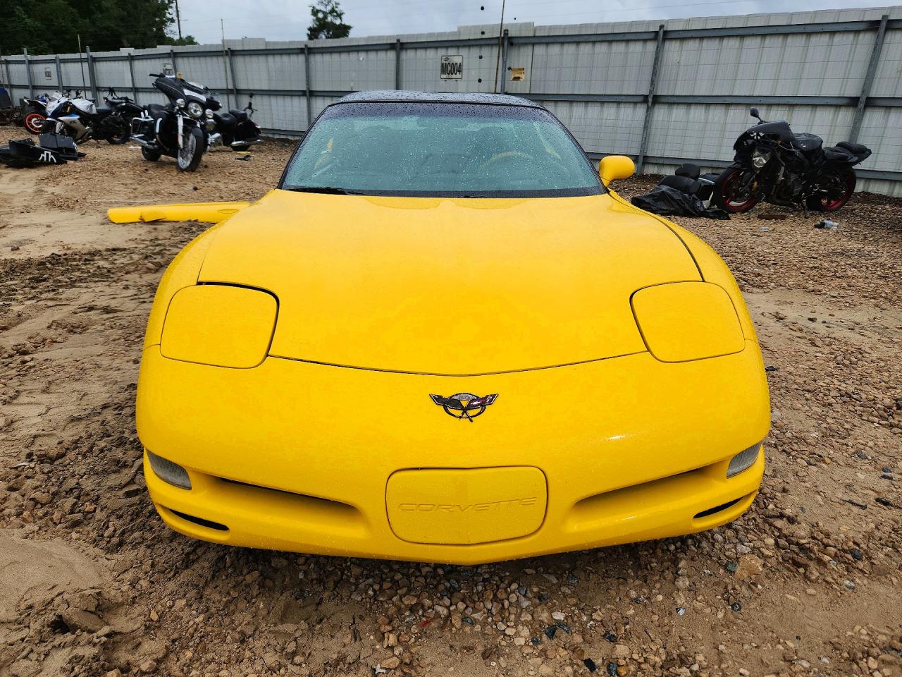 2003 Chevrolet Corvette Yellow vin: 1G1YY22G335112969