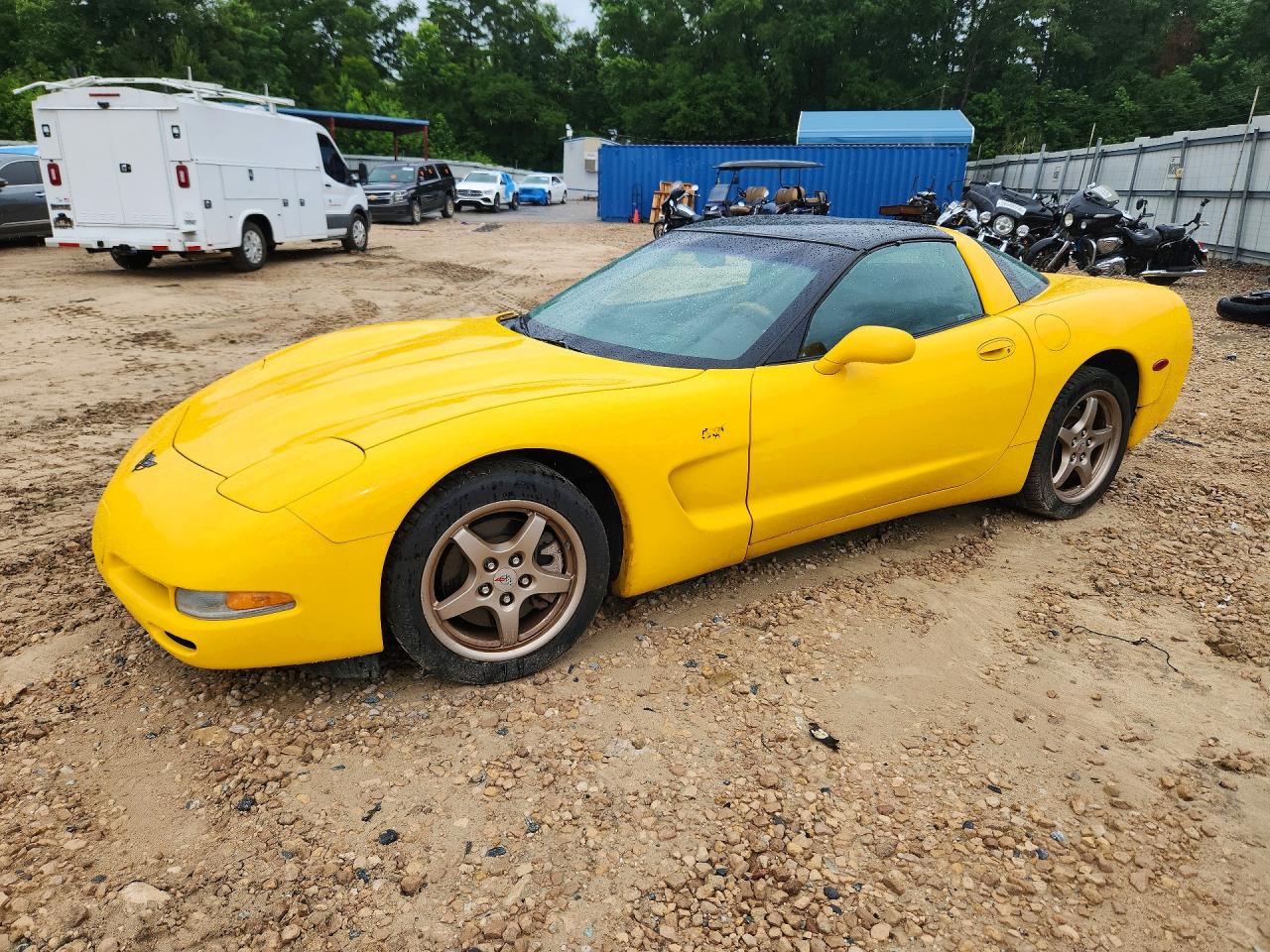 2003 Chevrolet Corvette Yellow vin: 1G1YY22G335112969