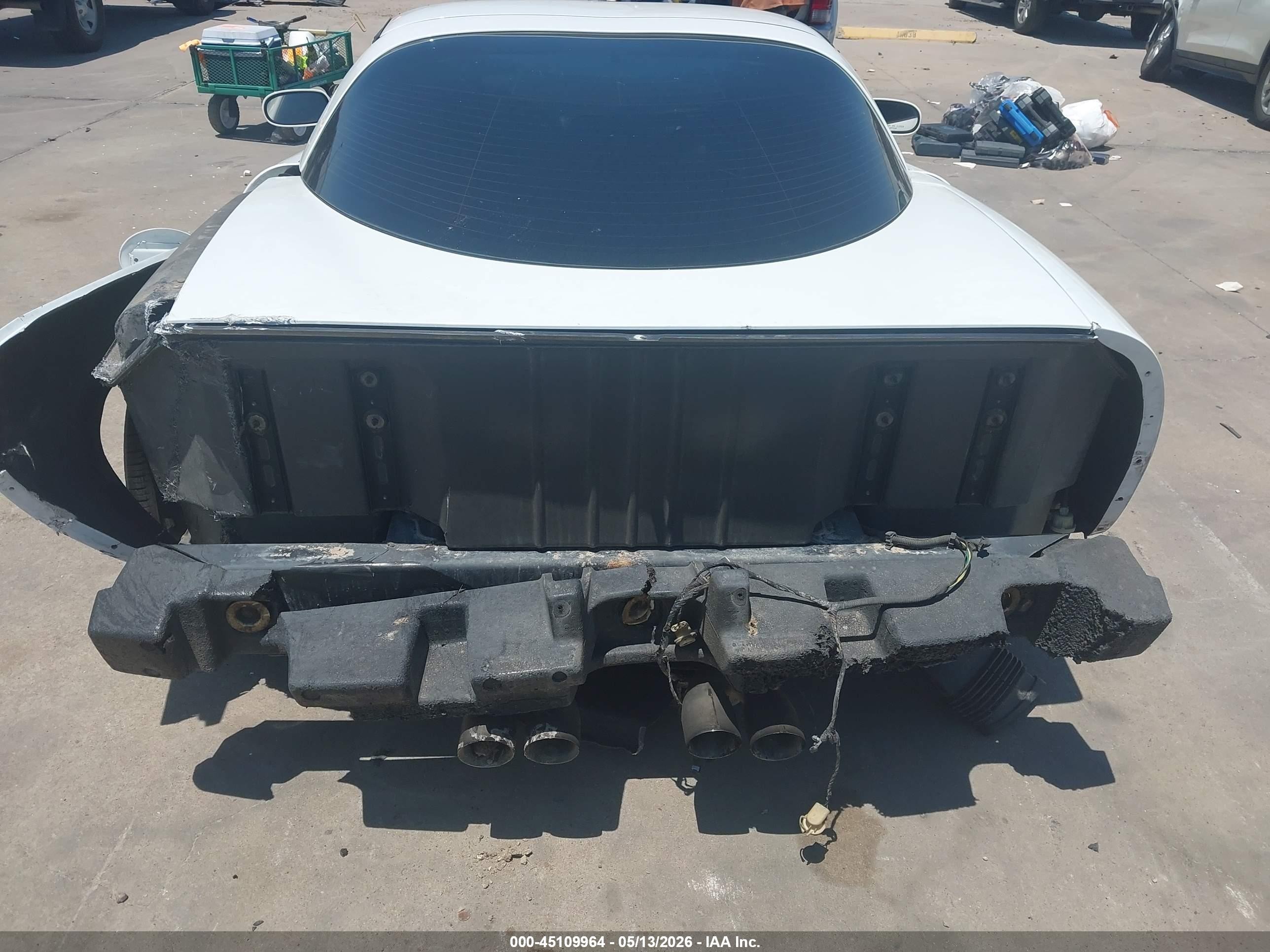 1999 Chevrolet Corvette Белый vin: 1G1YY22G3X5104702