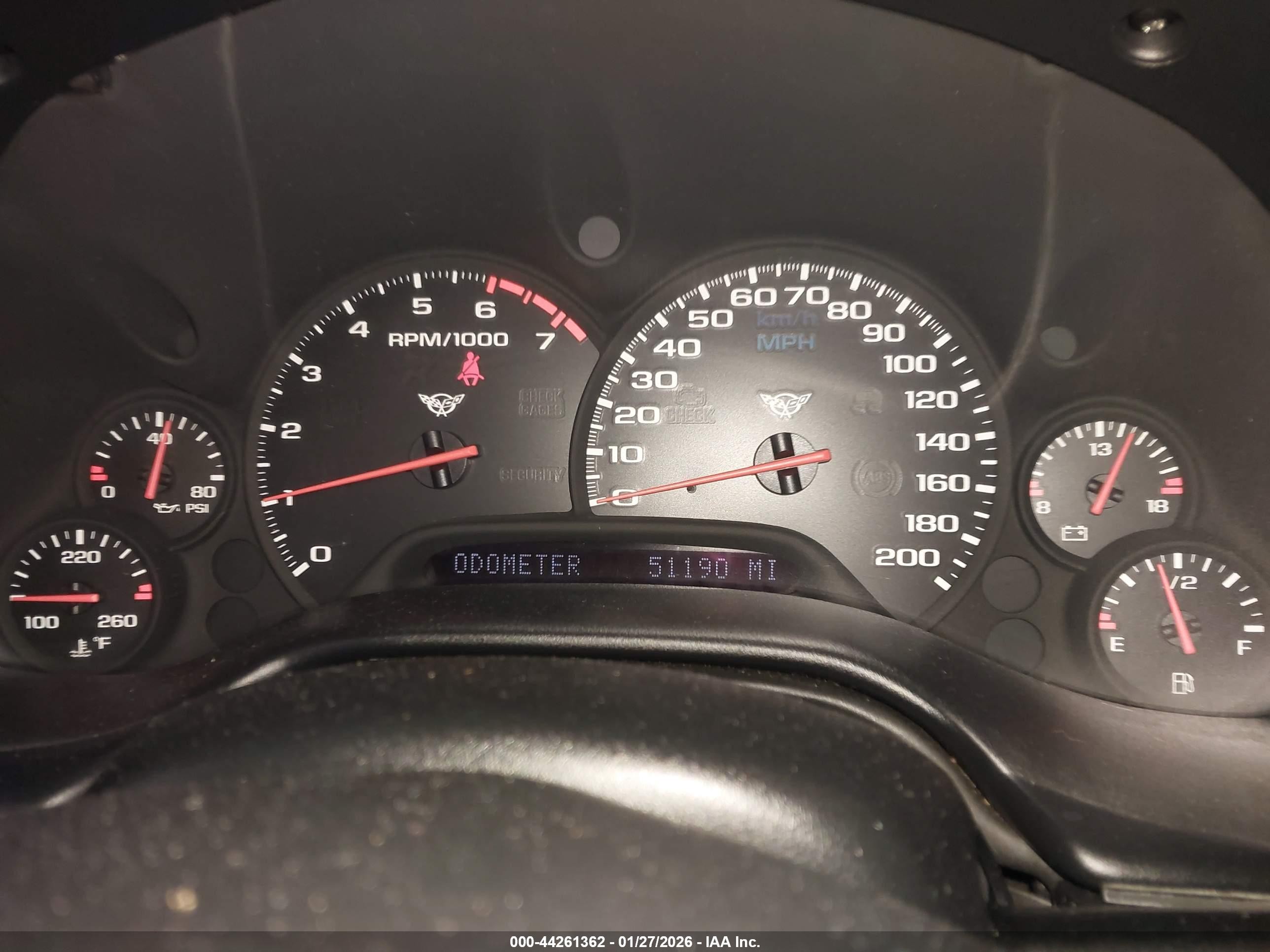 2002 Chevrolet Corvette Tan vin: 1G1YY22G425126622
