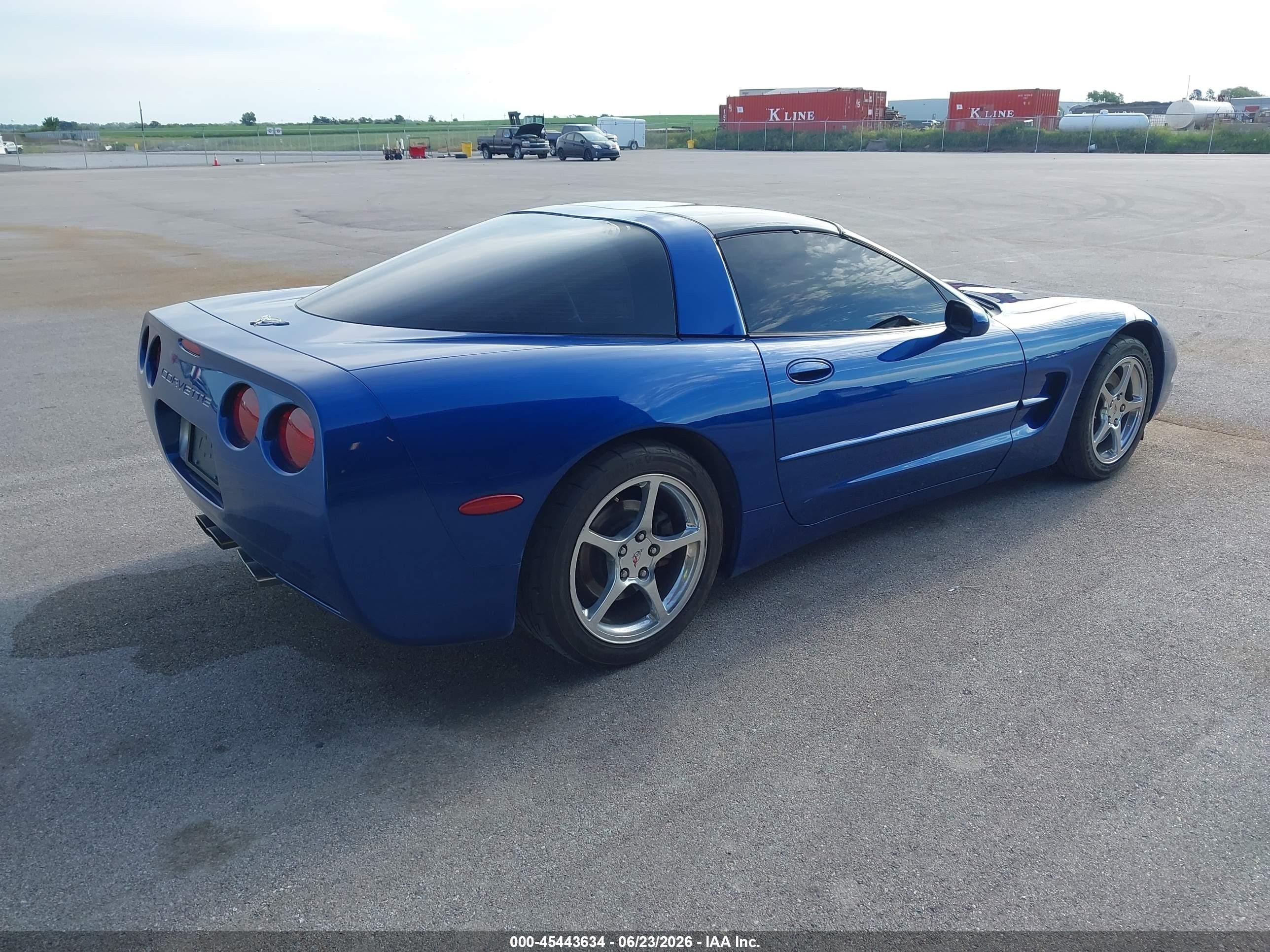 2003 Chevrolet Corvette Blue vin: 1G1YY22G435110146