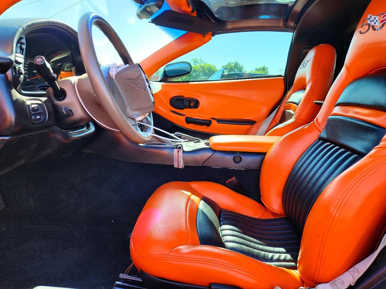 2003 Chevrolet Corvette Orange vin: 1G1YY22G435132793