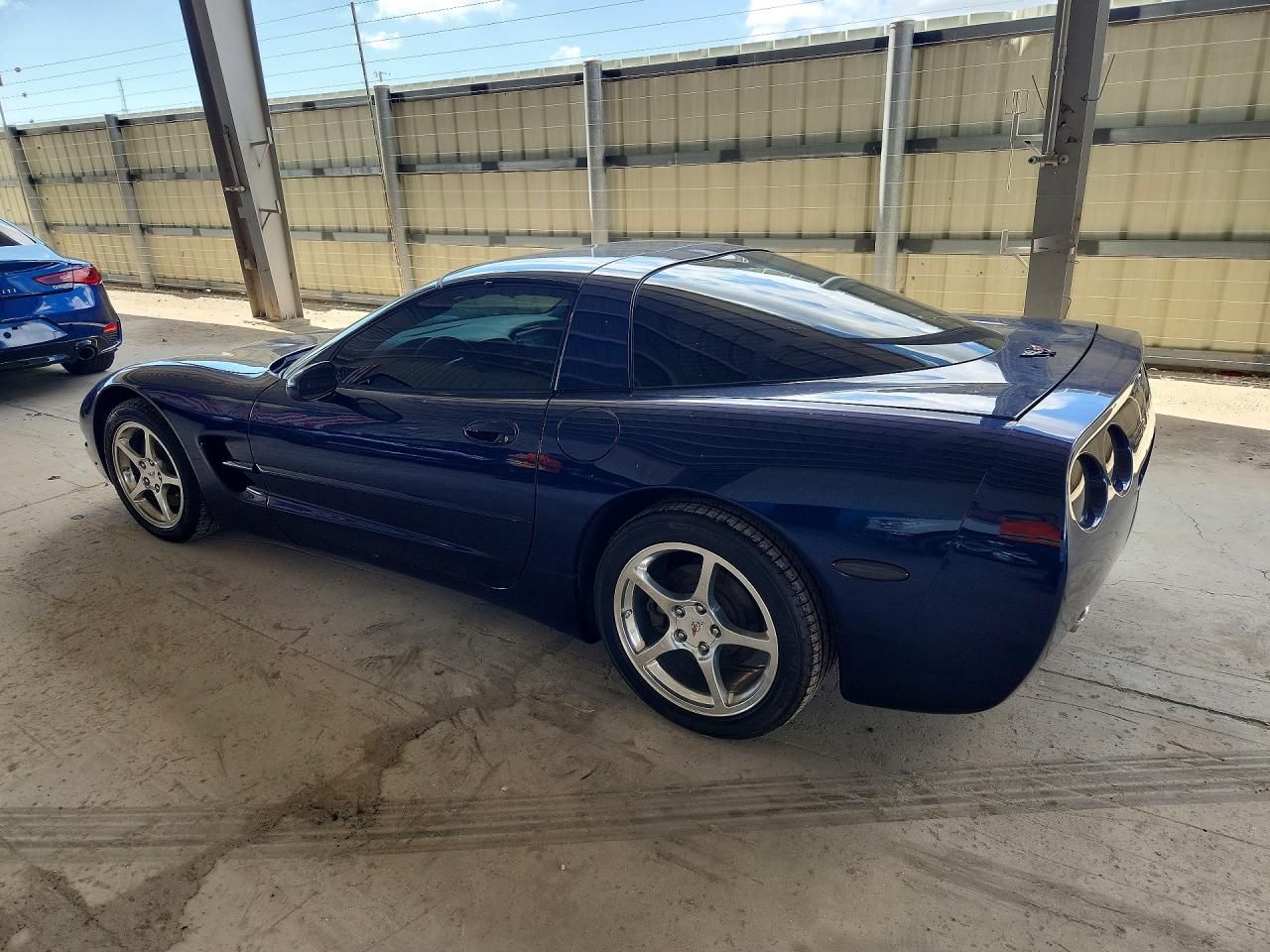 1999 Chevrolet Corvette Blue vin: 1G1YY22G4X5114462