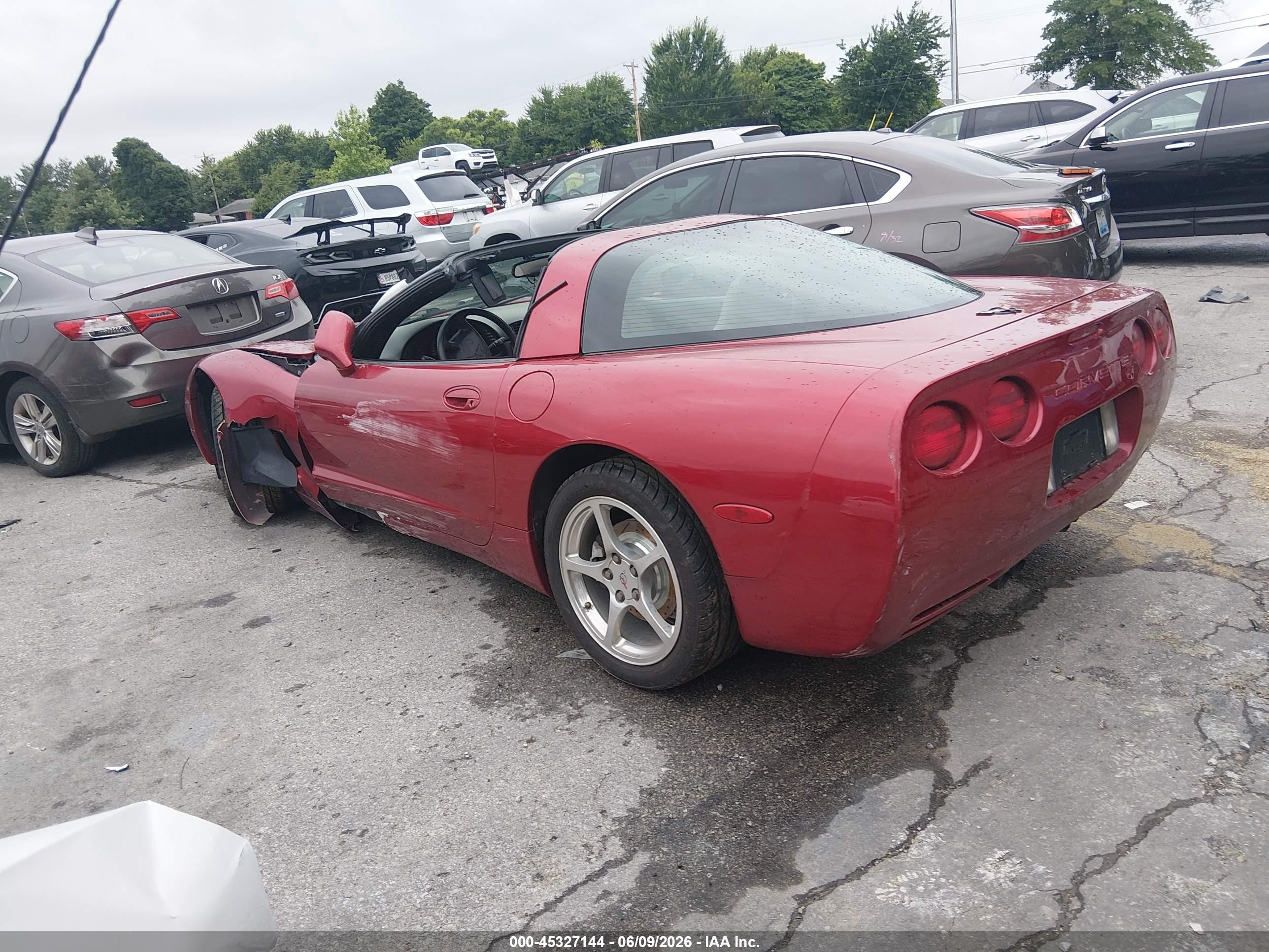 2000 Chevrolet Corvette   Red vin: 1G1YY22G4Y5112017