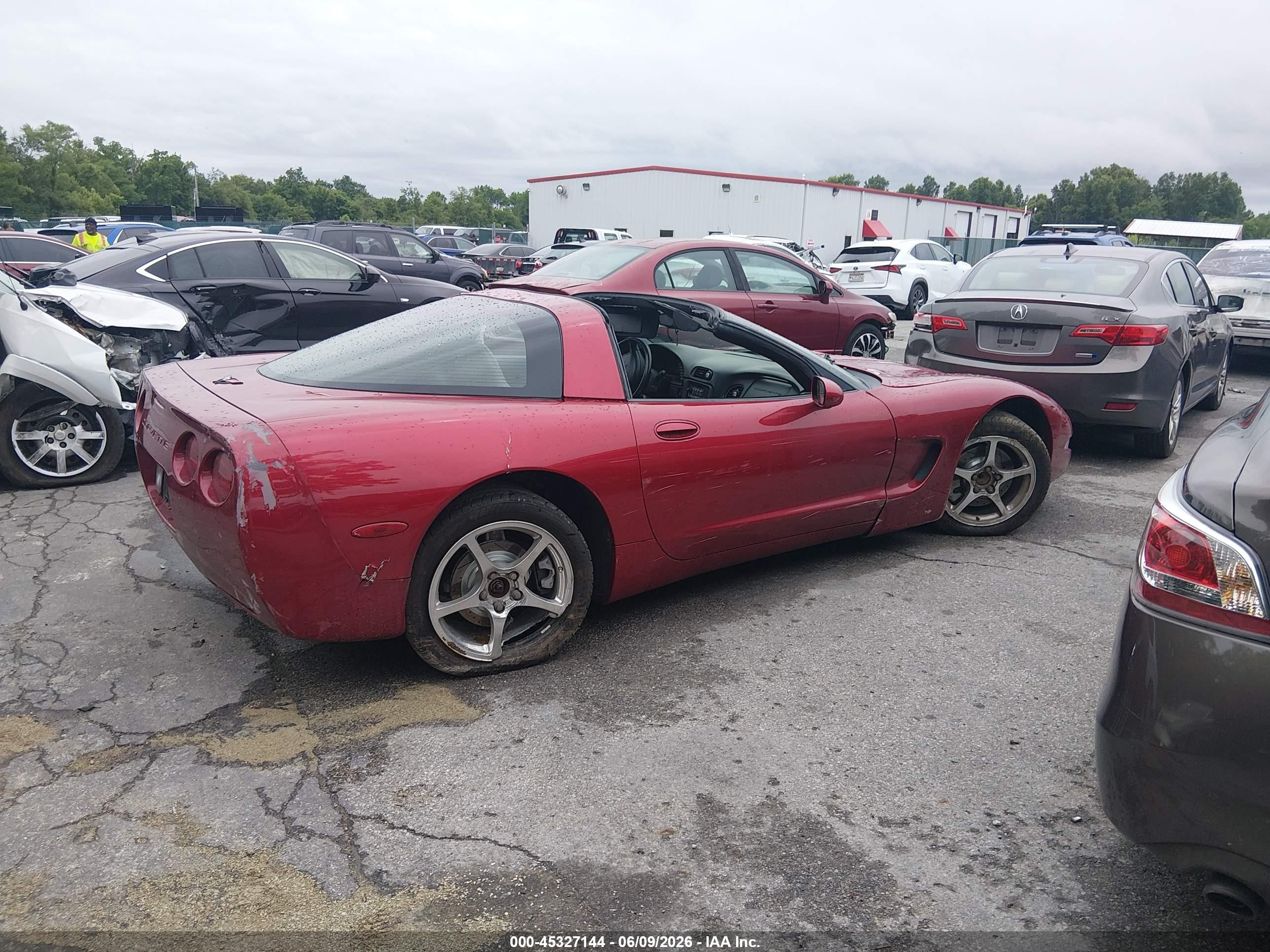 2000 Chevrolet Corvette   Red vin: 1G1YY22G4Y5112017