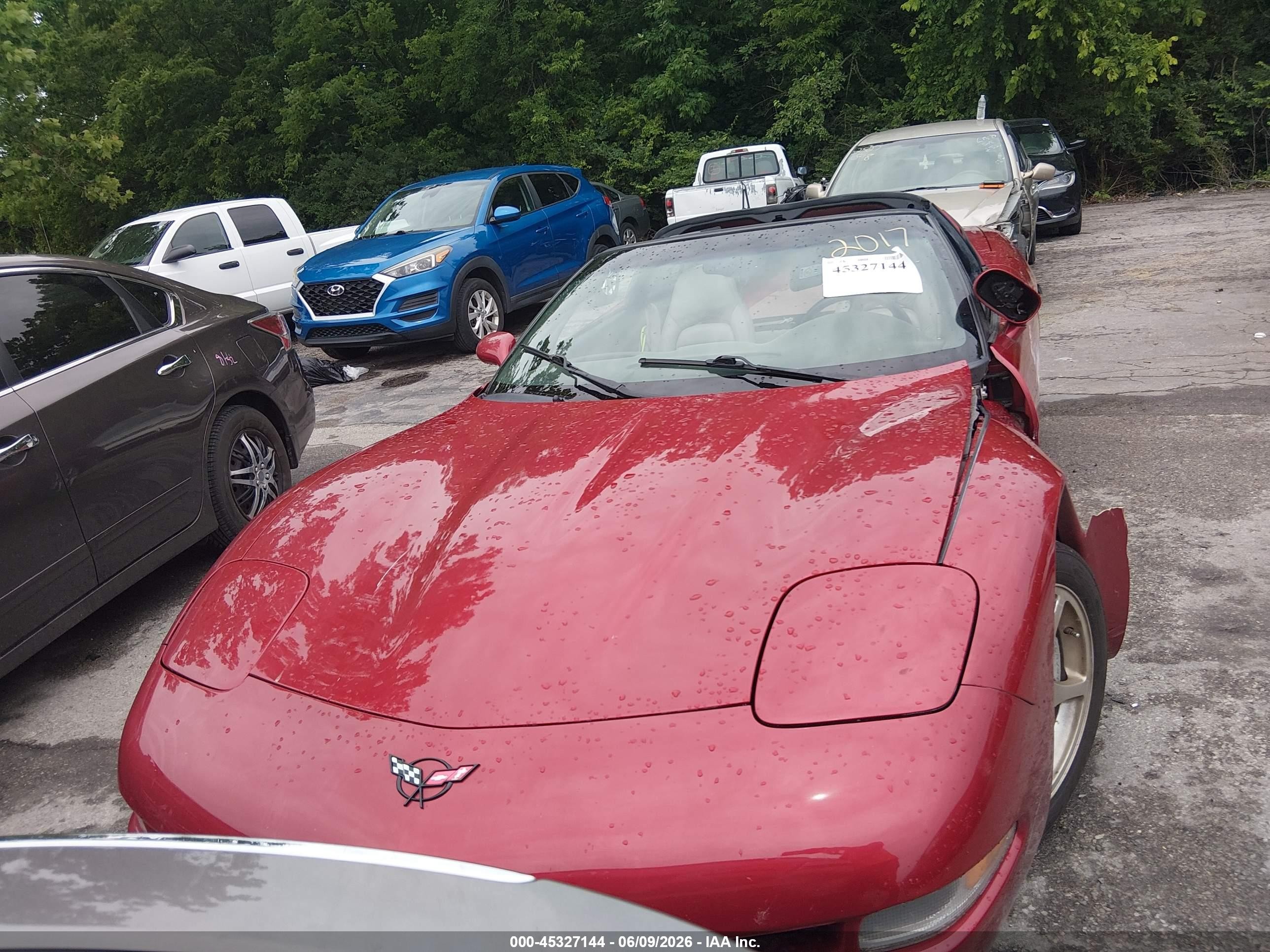 2000 Chevrolet Corvette   Red vin: 1G1YY22G4Y5112017