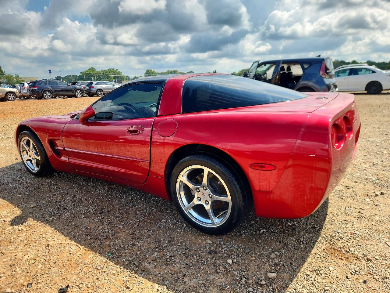 2002 Chevrolet Corvette Red vin: 1G1YY22G525107920