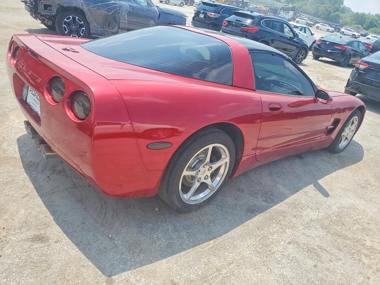 2002 Chevrolet Corvette Red vin: 1G1YY22G525109862
