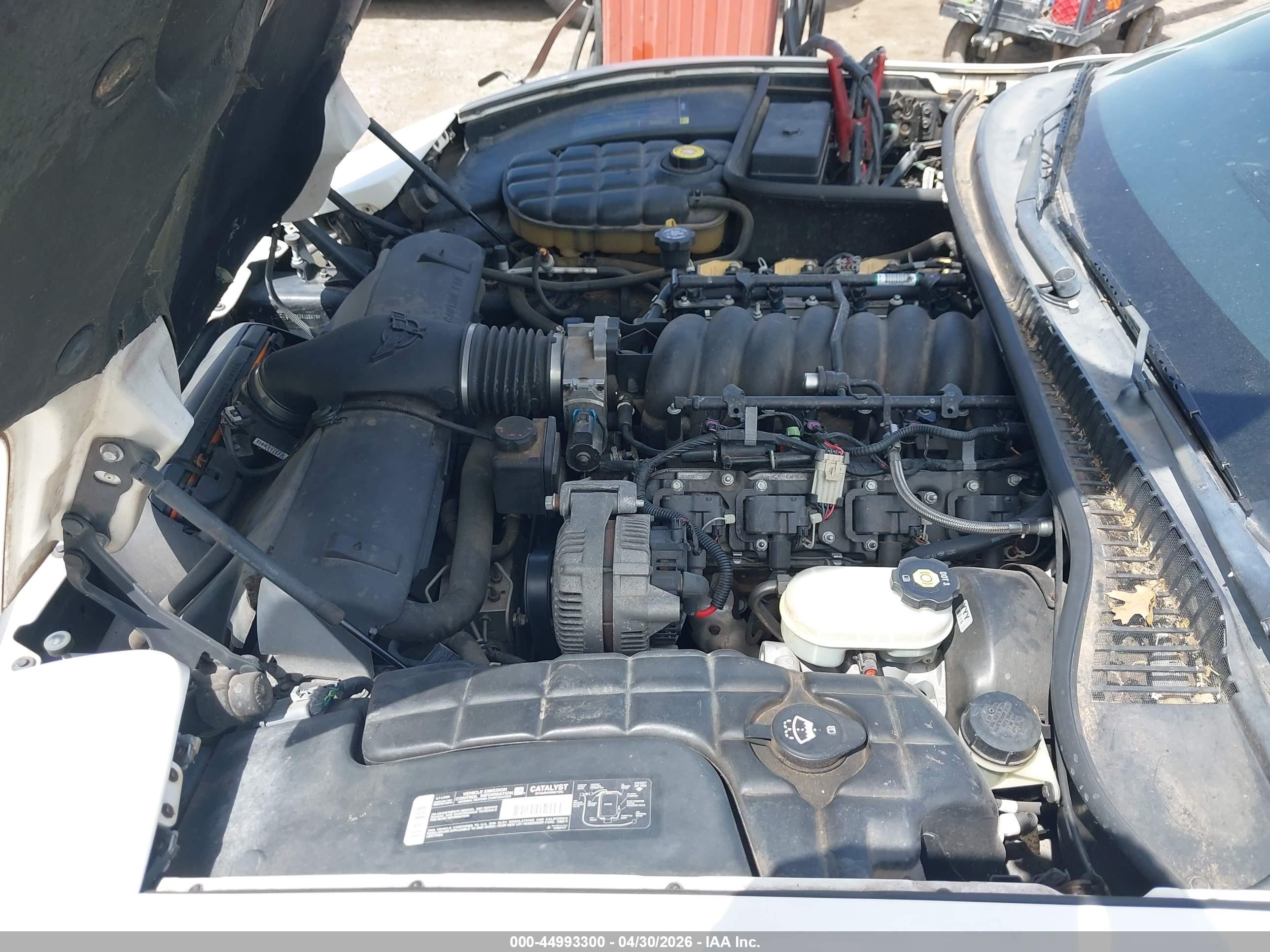 2002 Chevrolet Corvette   Белый vin: 1G1YY22G525128475