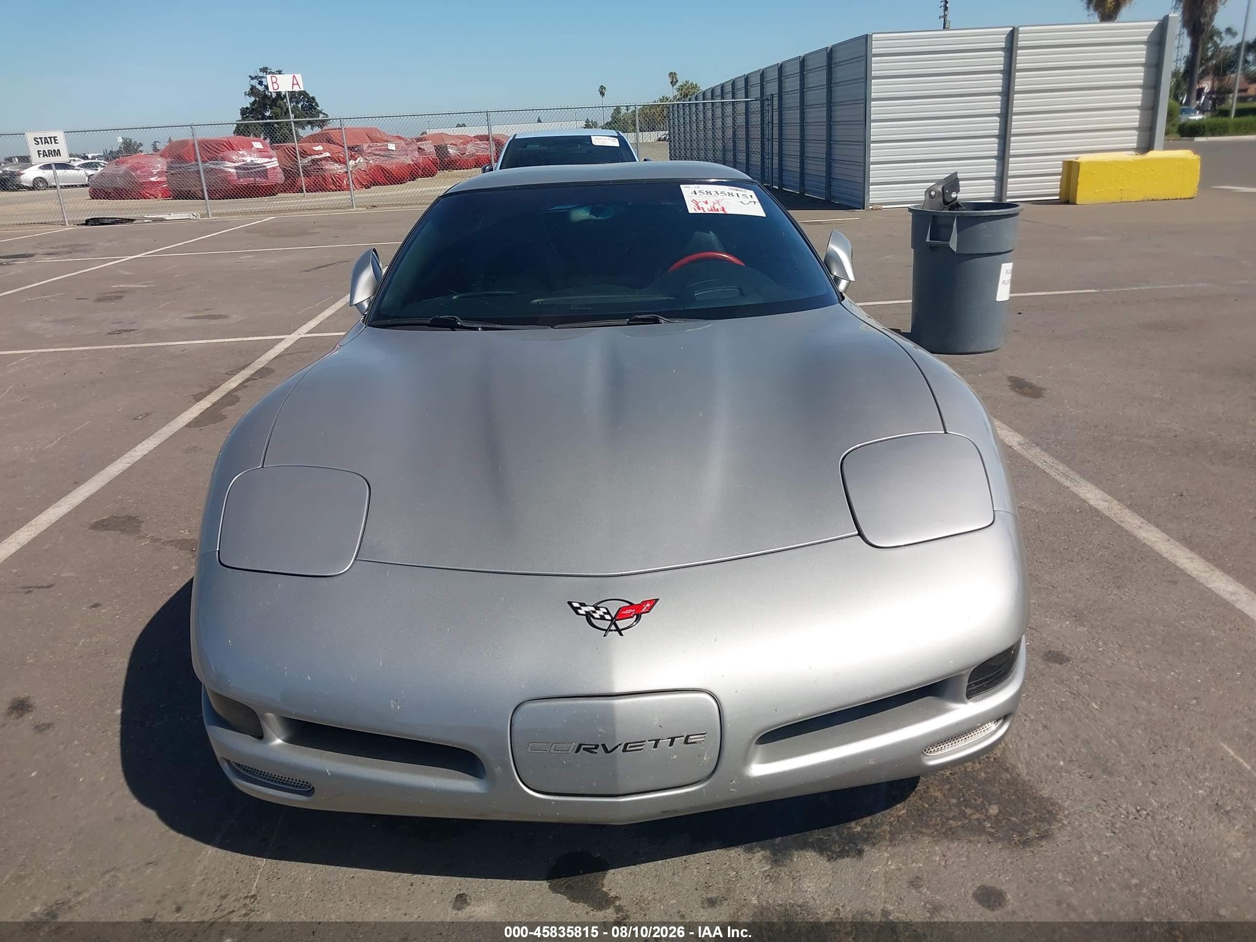 2004 Chevrolet Corvette   Серебряный vin: 1G1YY22G545133744