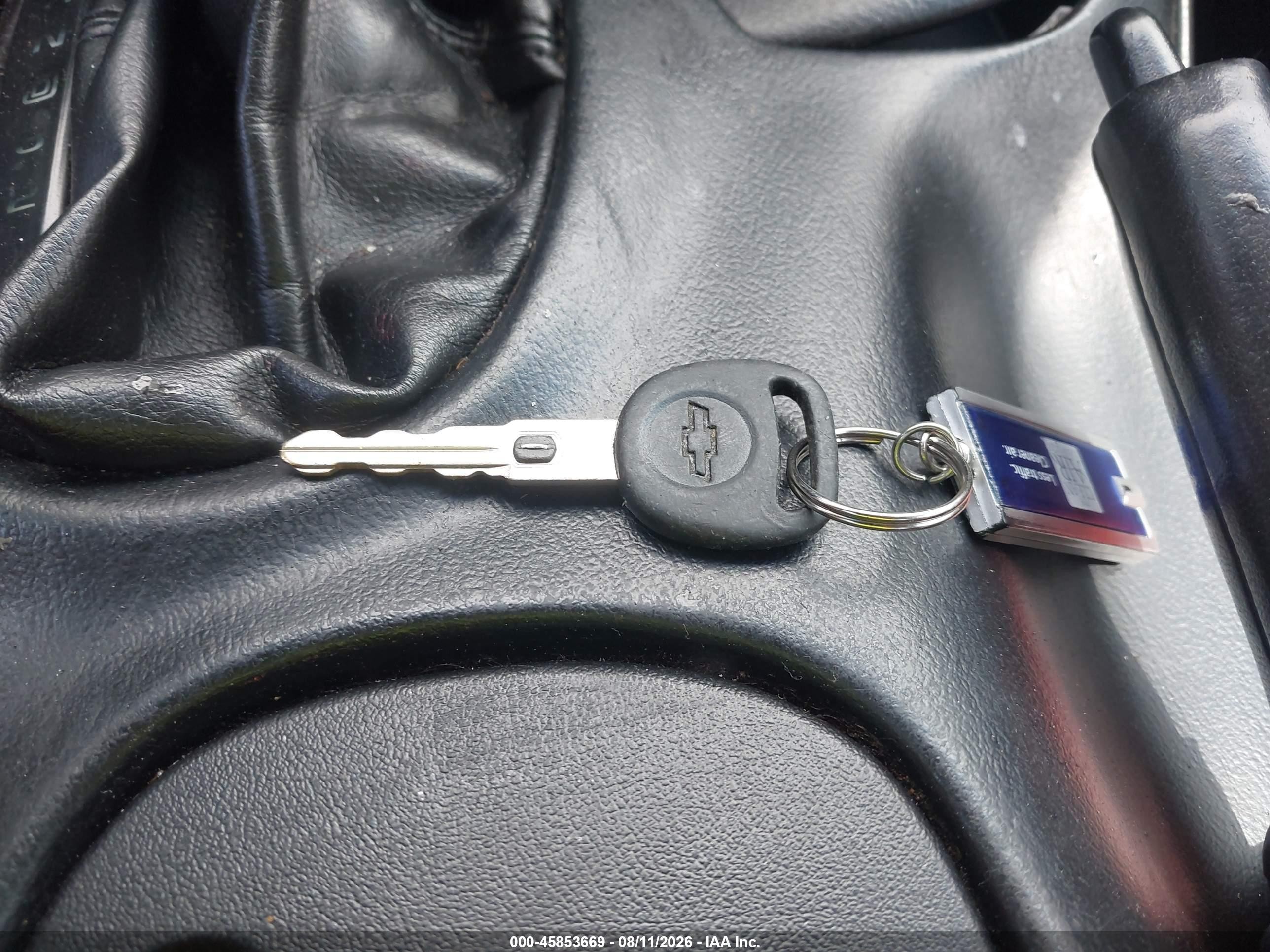 1998 Chevrolet Corvette   Silver vin: 1G1YY22G5W5121225
