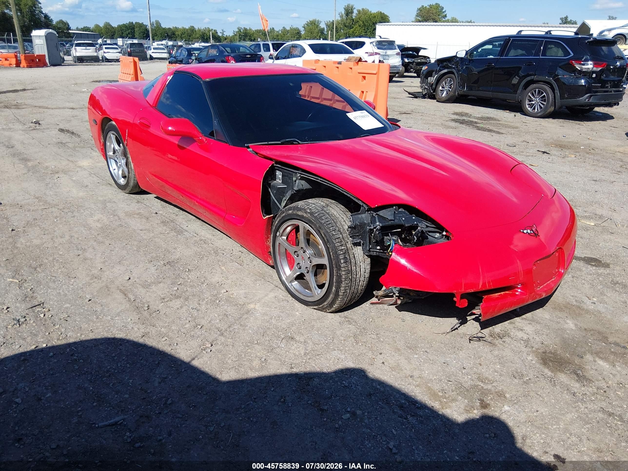 2002 Chevrolet Corvette   Red vin: 1G1YY22G625110762