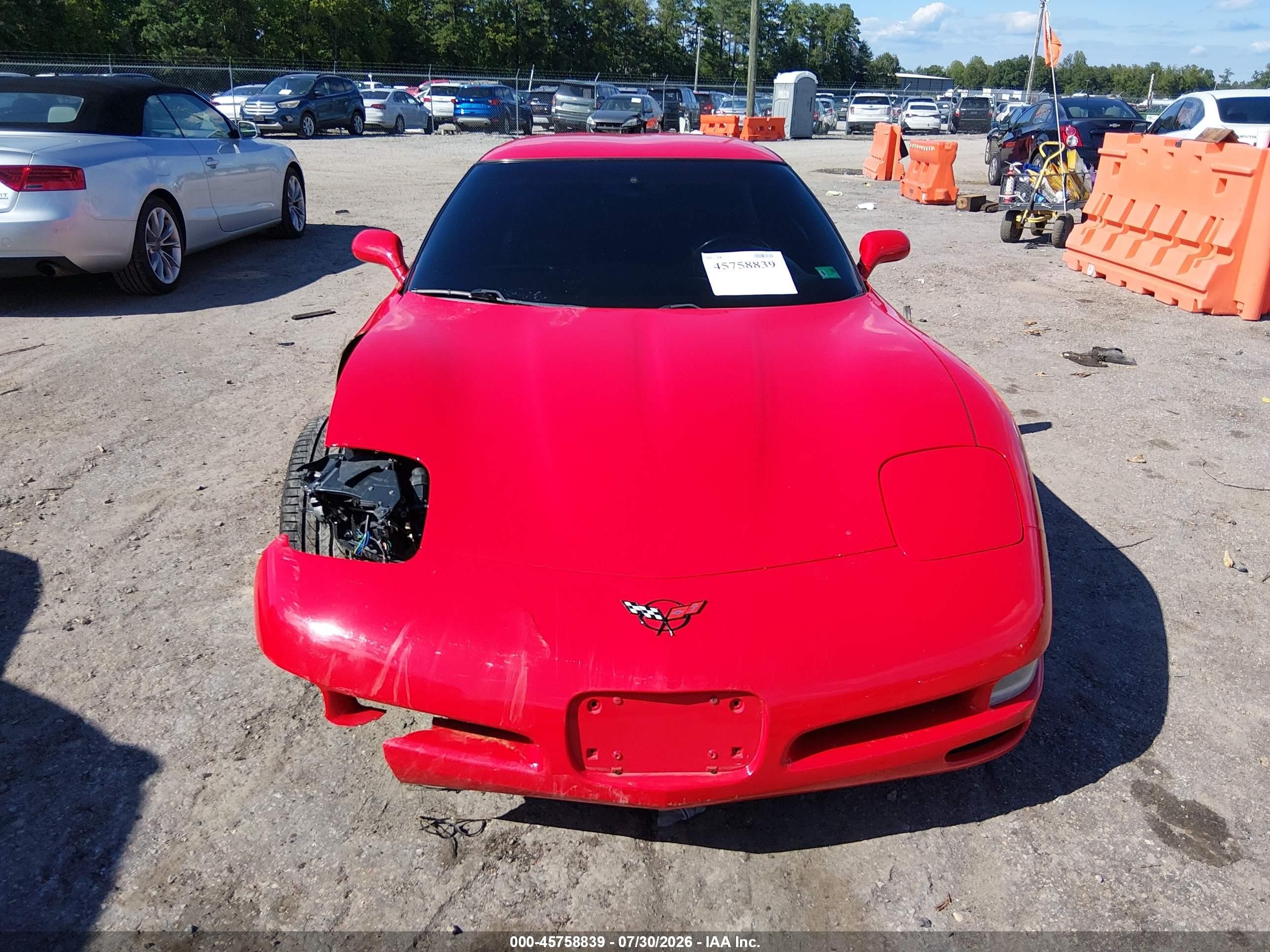 2002 Chevrolet Corvette   Red vin: 1G1YY22G625110762