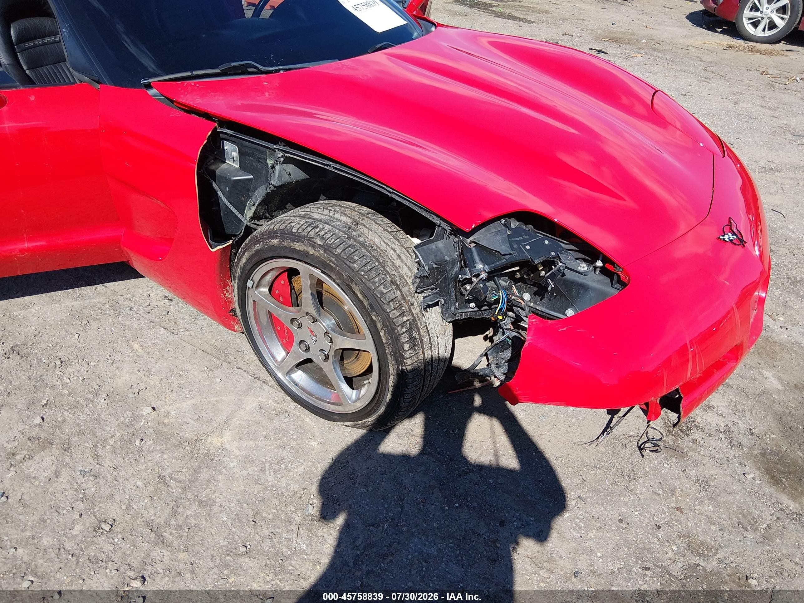2002 Chevrolet Corvette   Red vin: 1G1YY22G625110762