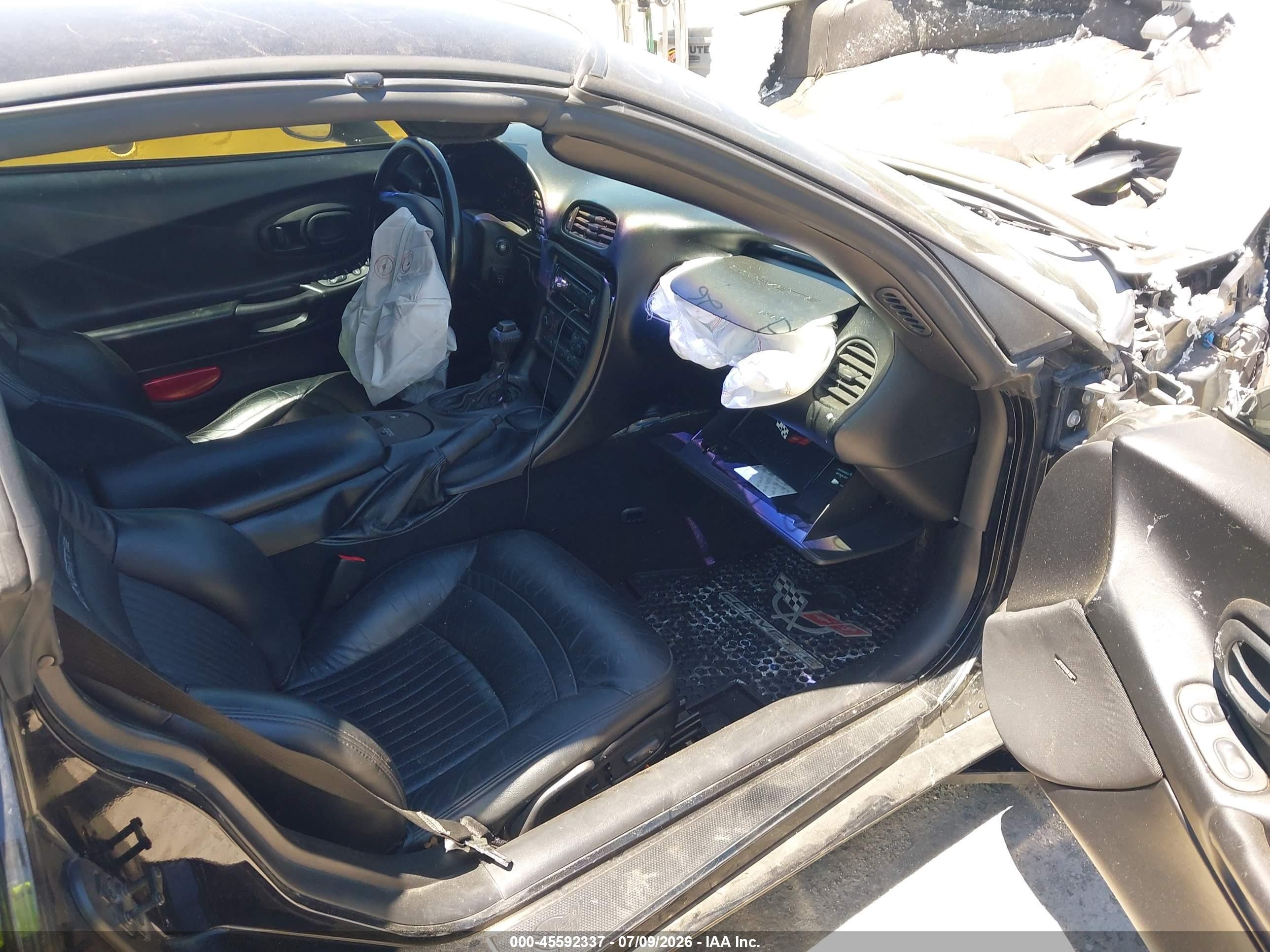 2002 Chevrolet Corvette   Black vin: 1G1YY22G625133698
