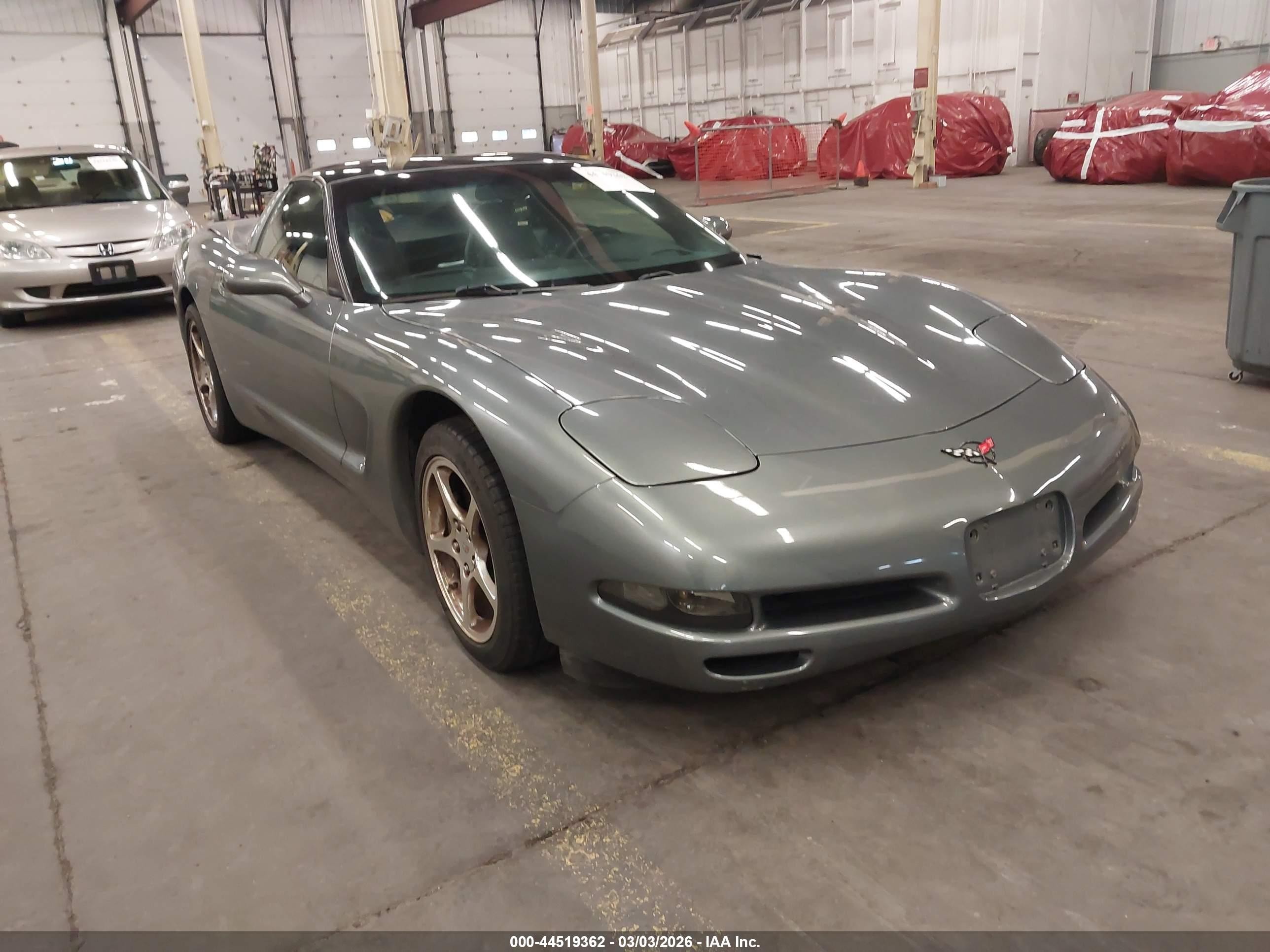 2004 Chevrolet Corvette   Gray vin: 1G1YY22G645129475
