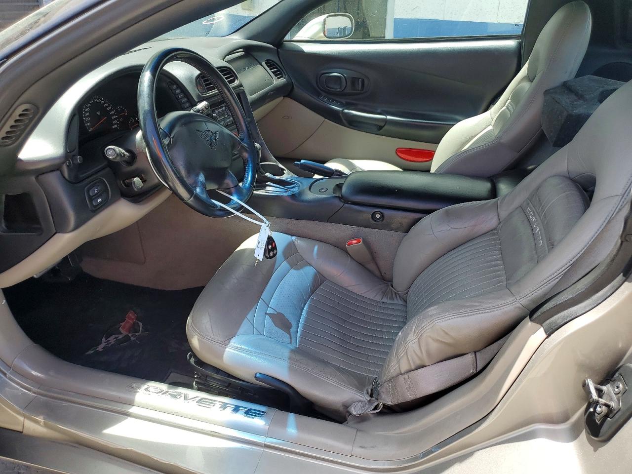 1998 Chevrolet Corvette Silver vin: 1G1YY22G6W5113070