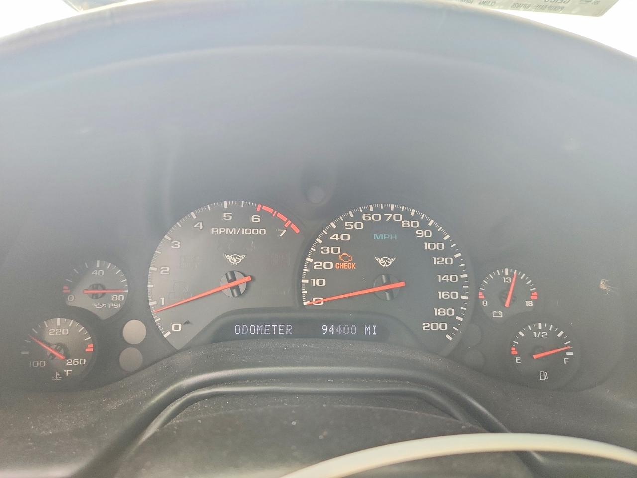 1998 Chevrolet Corvette Silver vin: 1G1YY22G6W5124263