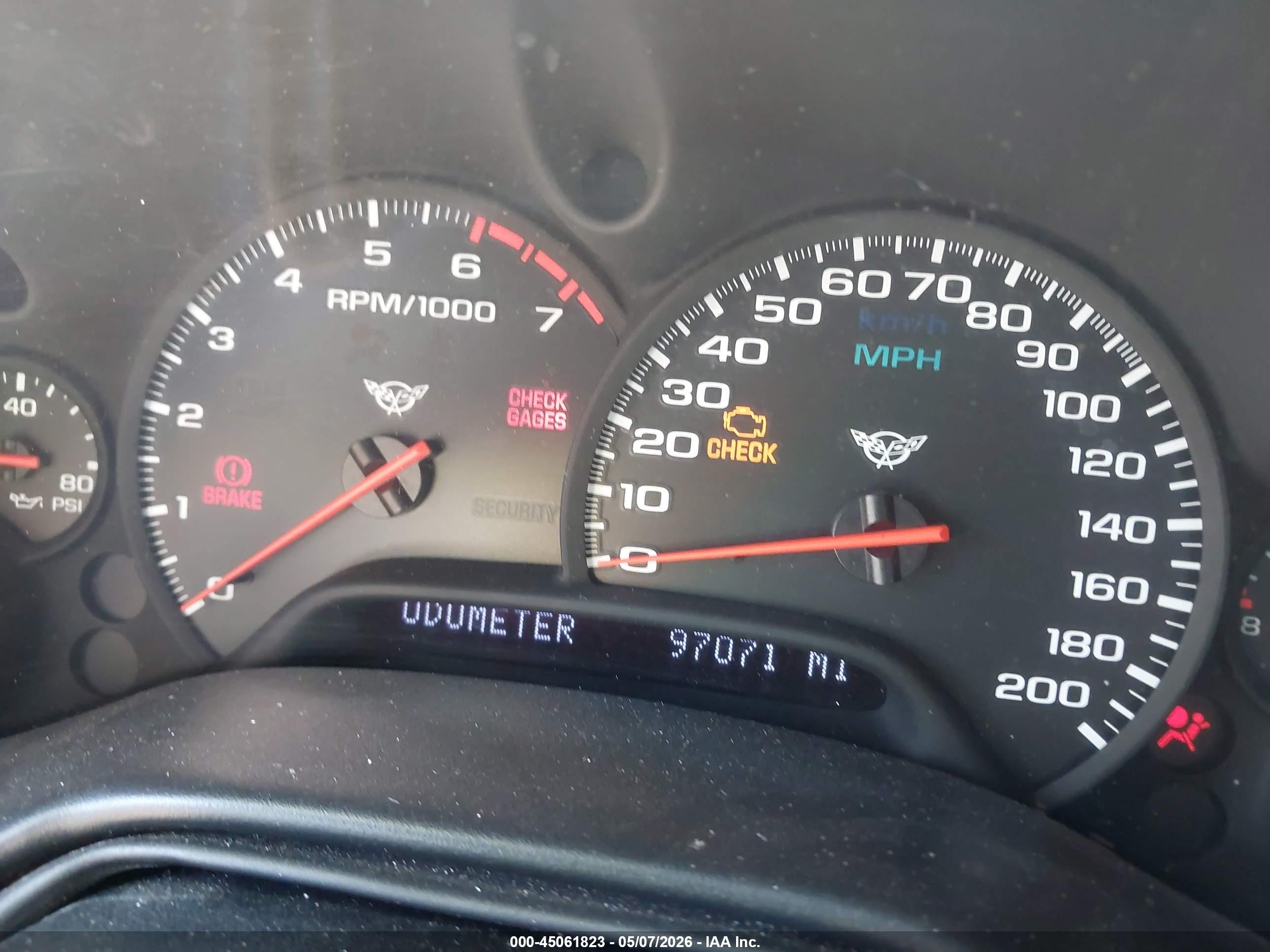 2000 Chevrolet Corvette   Silver vin: 1G1YY22G6Y5106090