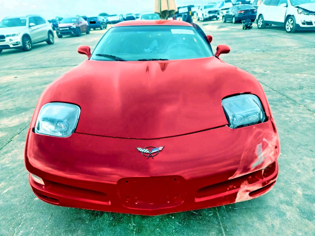 2000 Chevrolet Corvette Red vin: 1G1YY22G6Y5130017
