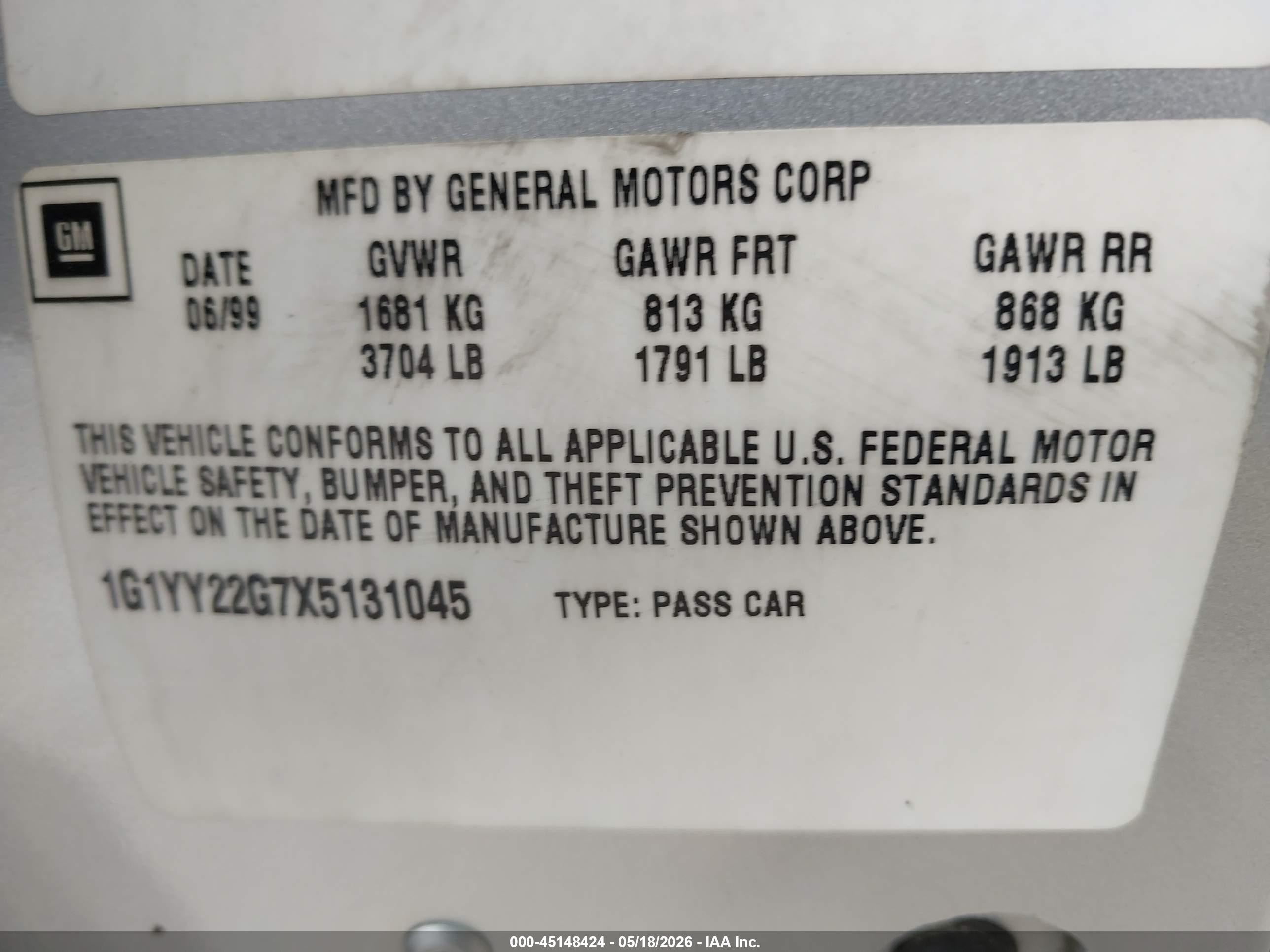 1999 Chevrolet Corvette   Silver vin: 1G1YY22G7X5131045