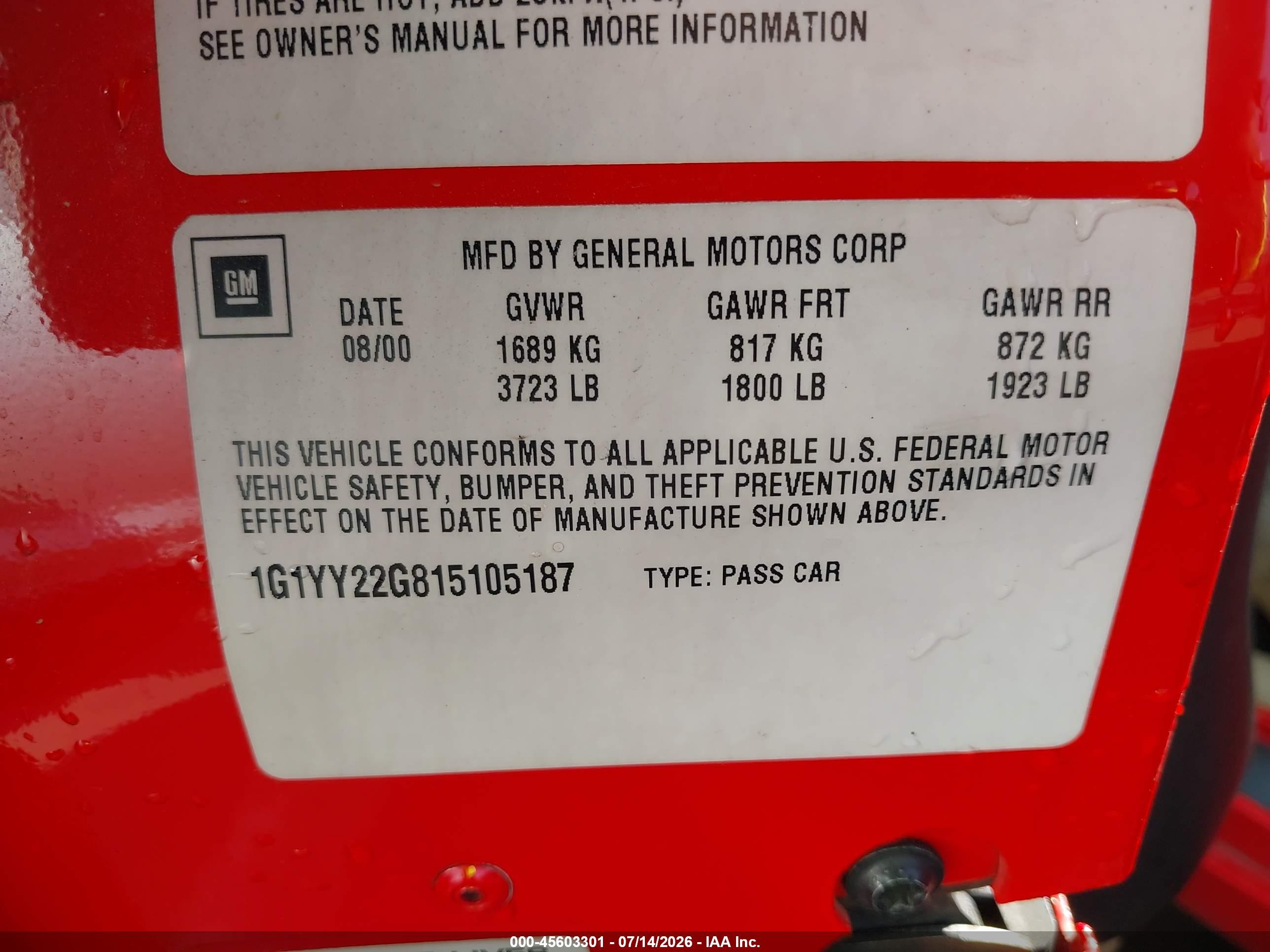 2001 Chevrolet Corvette   Red vin: 1G1YY22G815105187