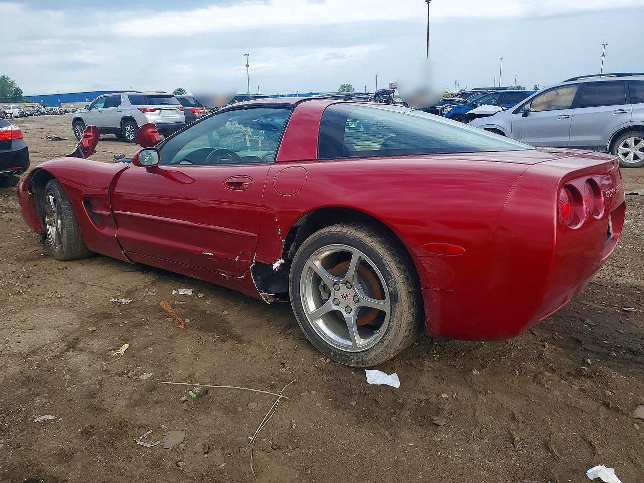 2001 Chevrolet Corvette Бордовый vin: 1G1YY22G815134026