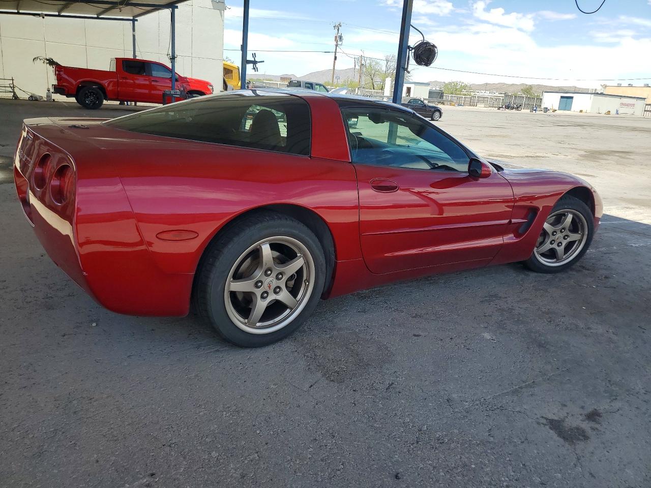 2004 Chevrolet Corvette Maroon vin: 1G1YY22G845123418