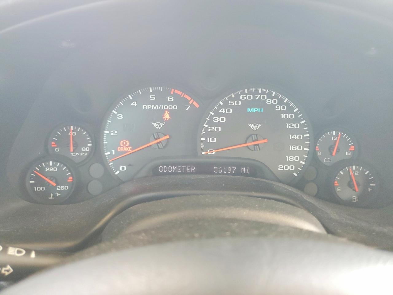 2004 Chevrolet Corvette Maroon vin: 1G1YY22G845123418