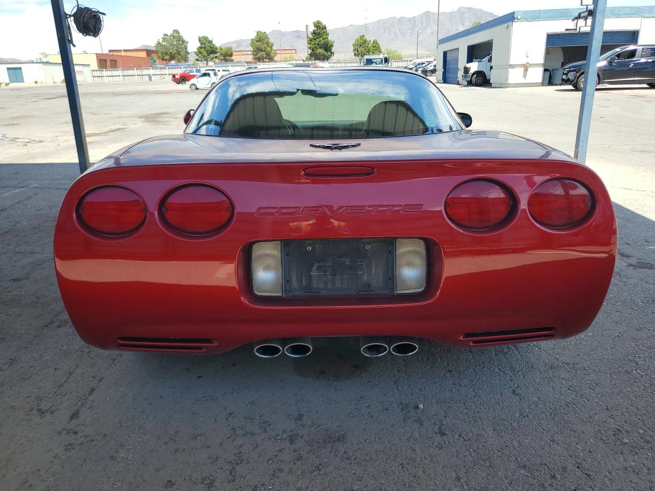2004 Chevrolet Corvette Maroon vin: 1G1YY22G845123418