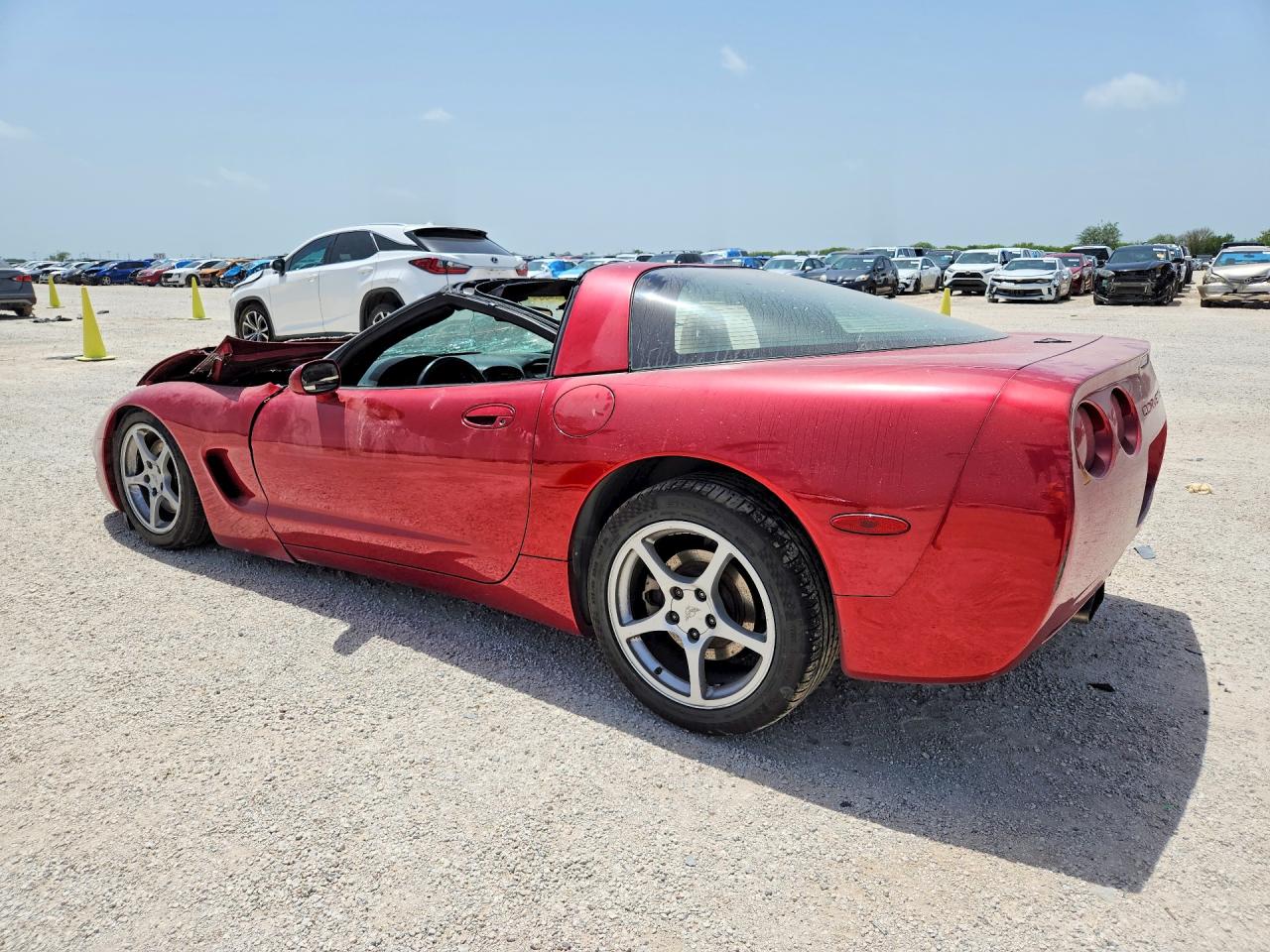 2000 Chevrolet Corvette Red vin: 1G1YY22G8Y5103756