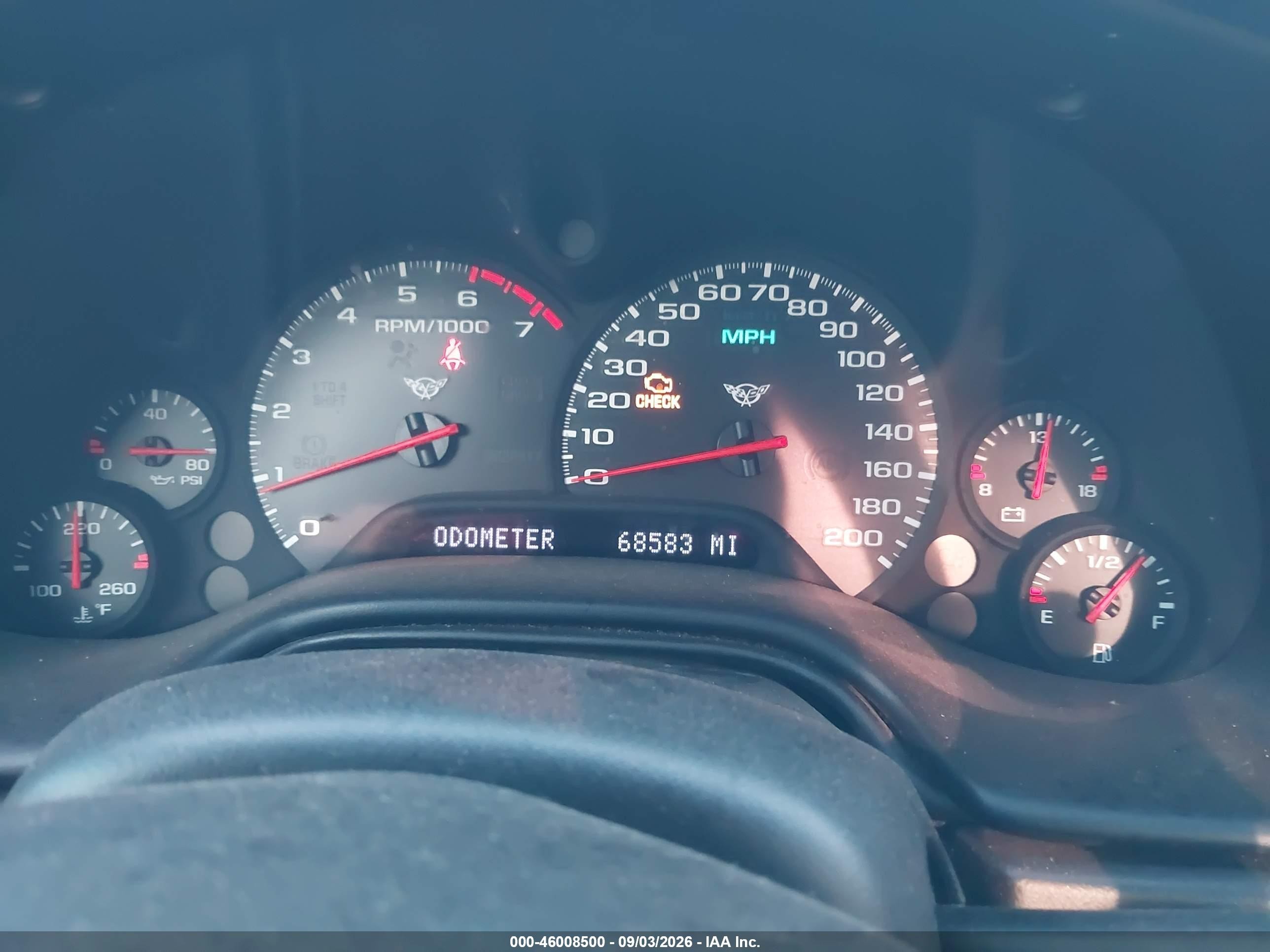 2002 Chevrolet Corvette Maroon vin: 1G1YY22G925127734