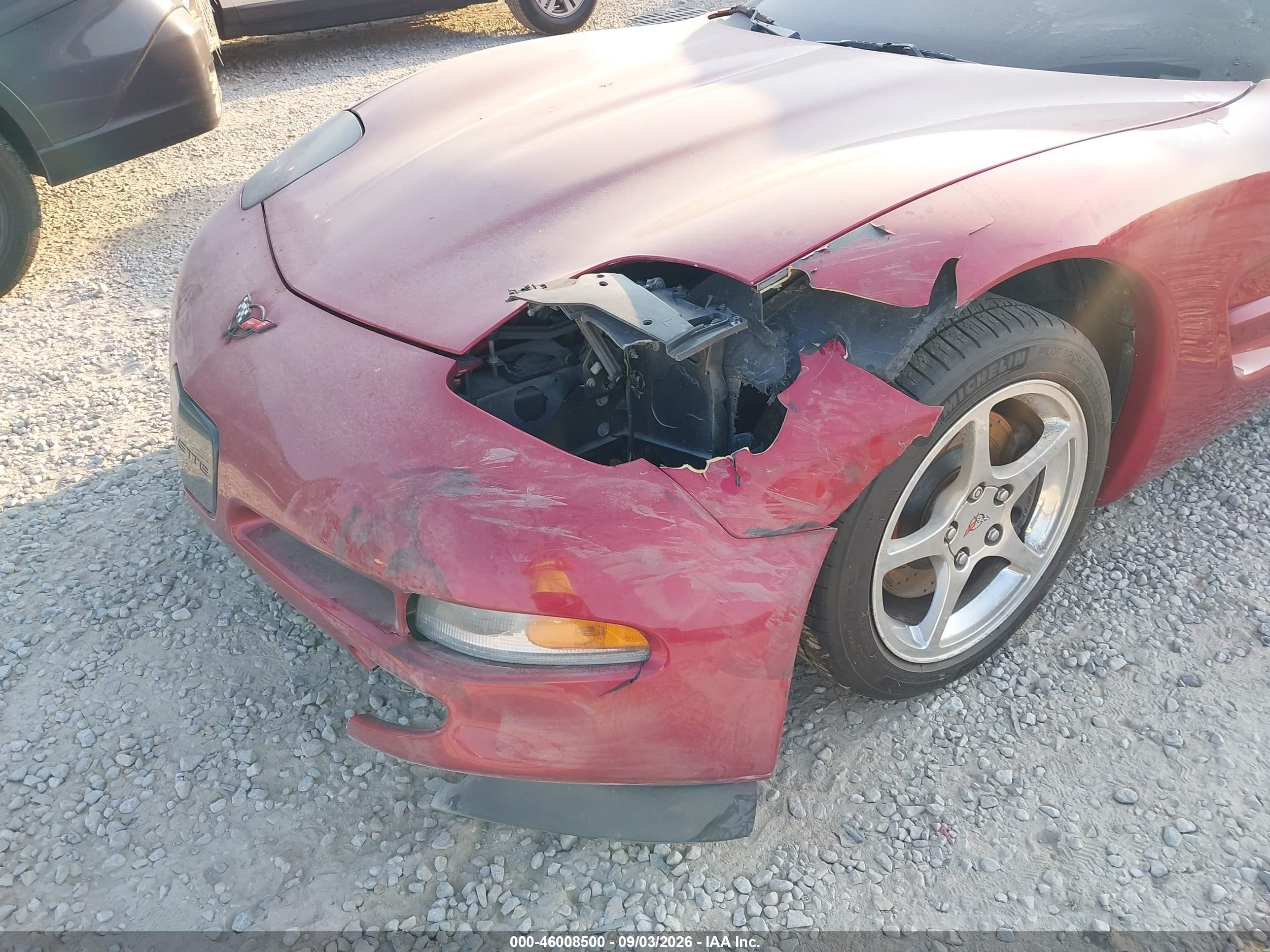 2002 Chevrolet Corvette Maroon vin: 1G1YY22G925127734