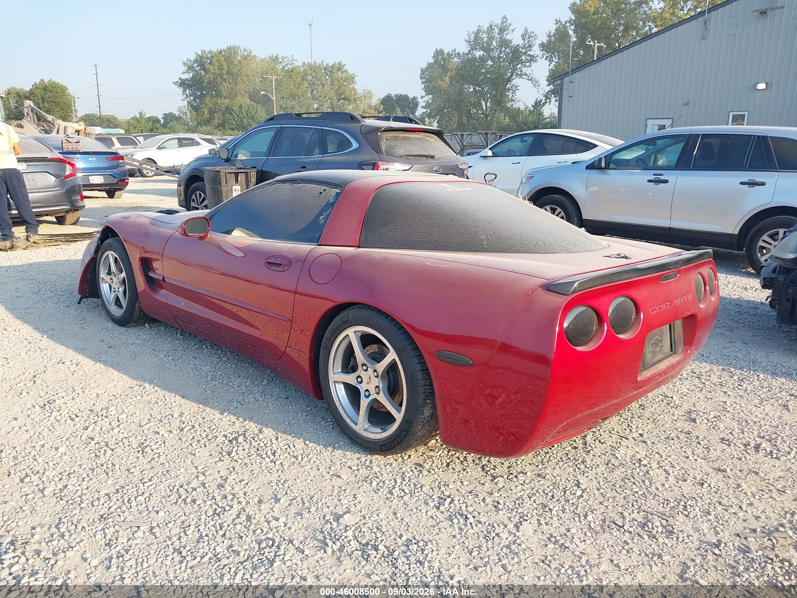 2002 Chevrolet Corvette Maroon vin: 1G1YY22G925127734