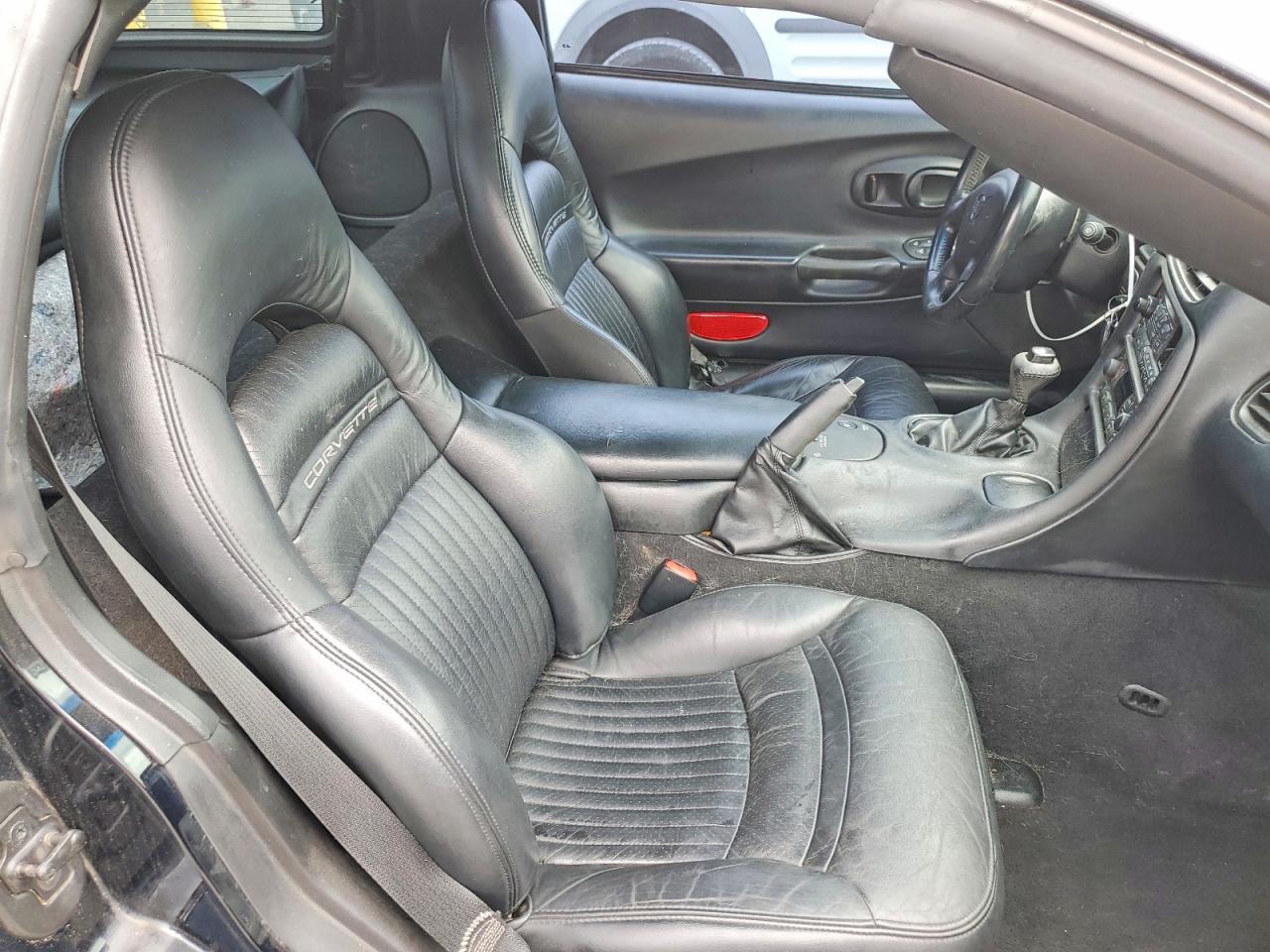 2003 Chevrolet Corvette Black vin: 1G1YY22G935101314