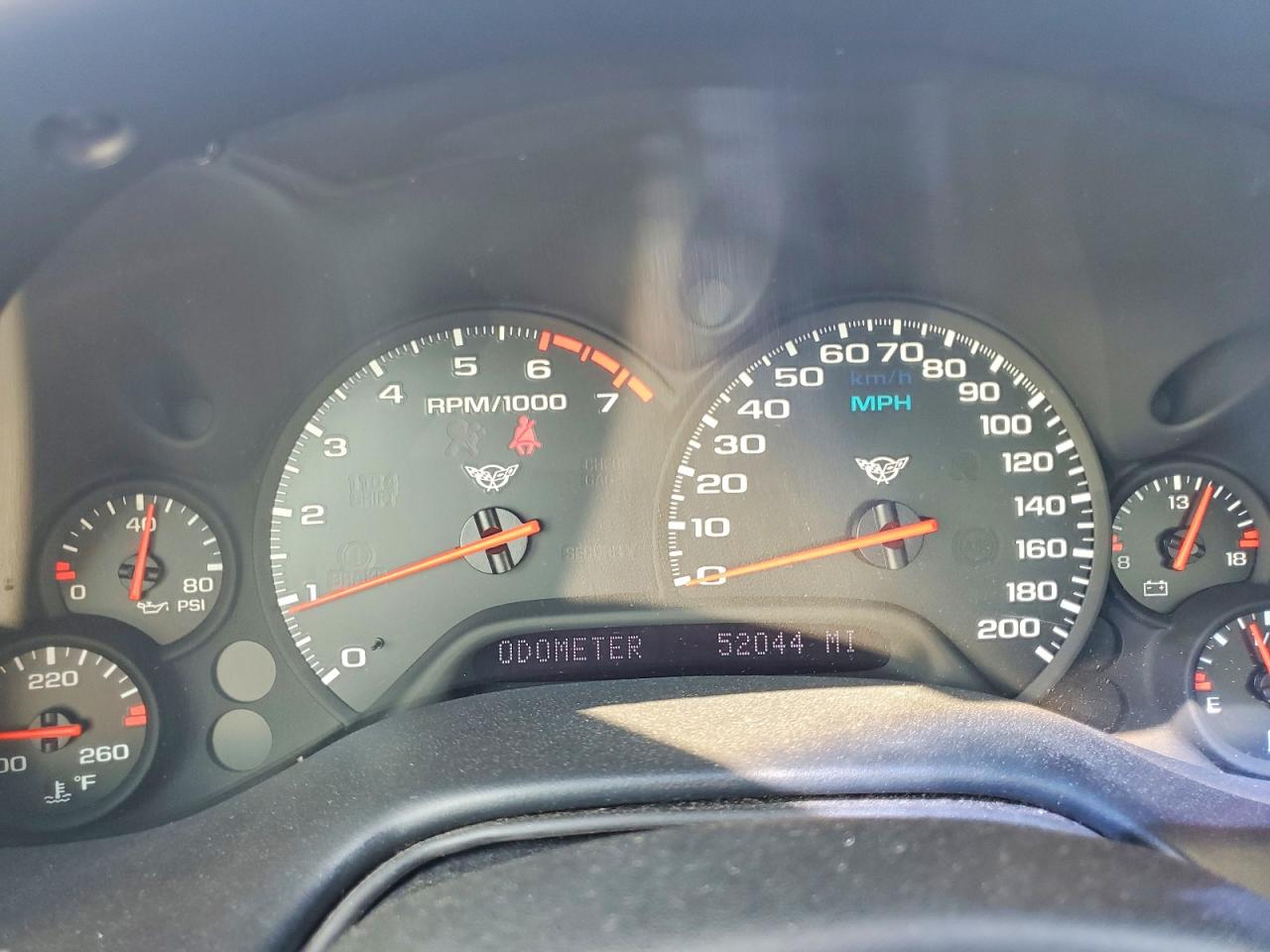 2002 Chevrolet Corvette Red vin: 1G1YY22GX25131842