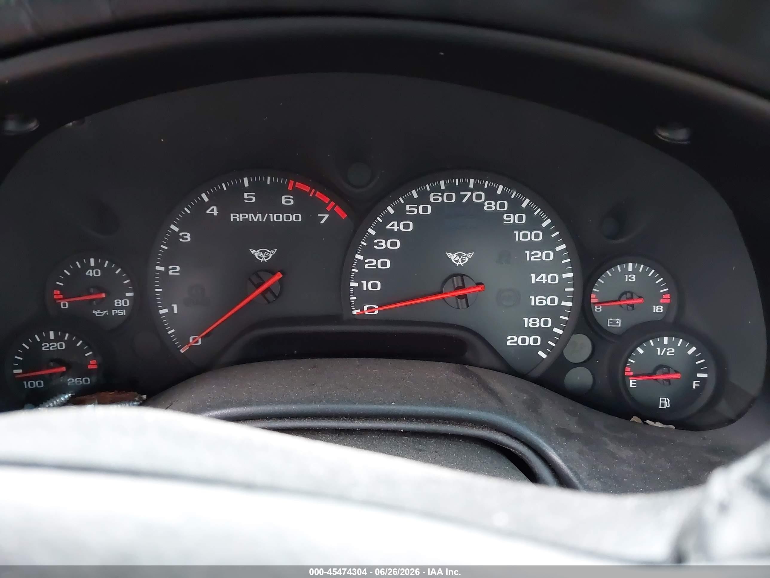 2004 Chevrolet Corvette   Красный vin: 1G1YY22GX45106765