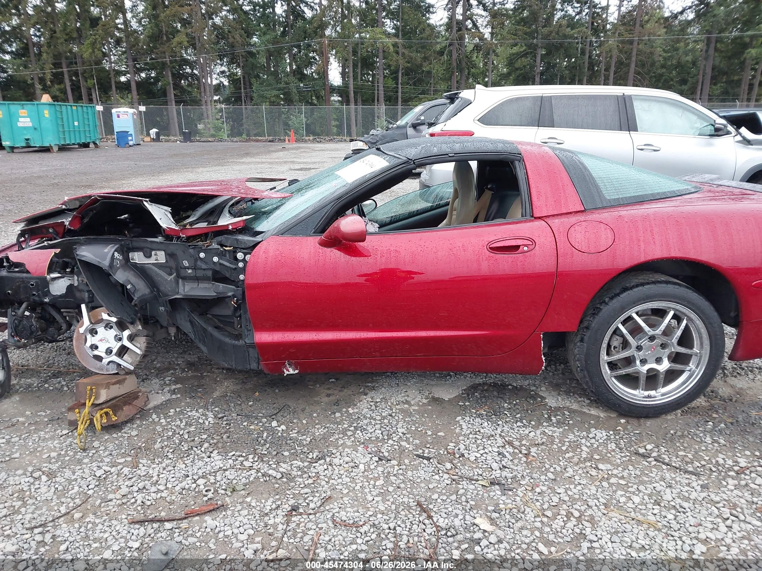 2004 Chevrolet Corvette   Красный vin: 1G1YY22GX45106765