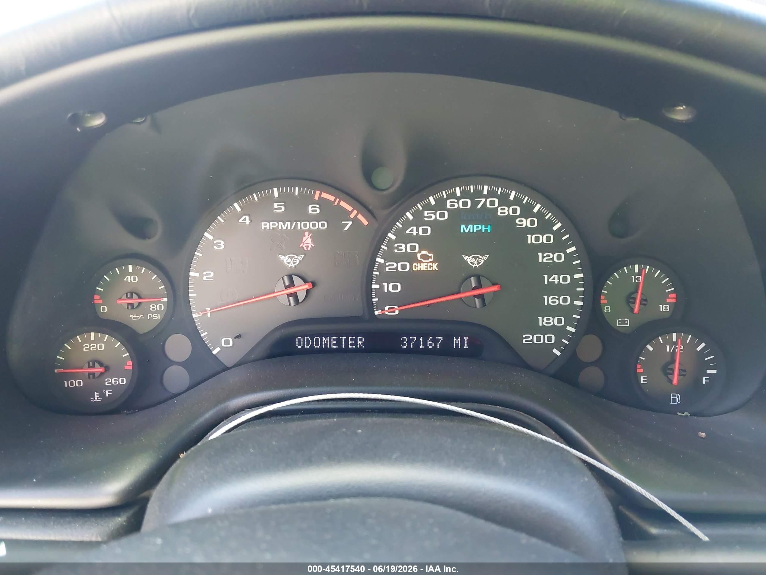 1997 Chevrolet Corvette   Silver vin: 1G1YY22GXV5109117