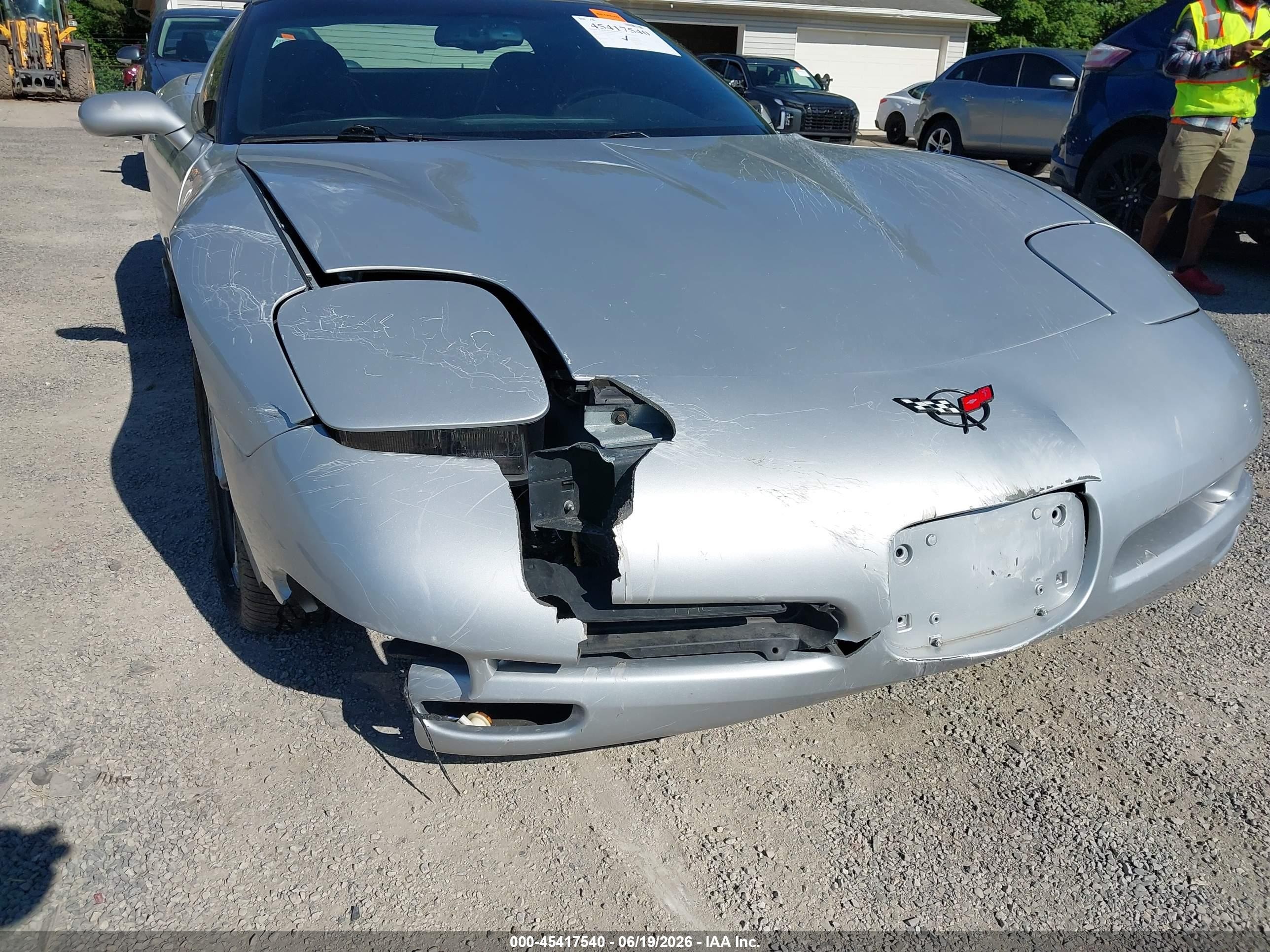 1997 Chevrolet Corvette   Silver vin: 1G1YY22GXV5109117
