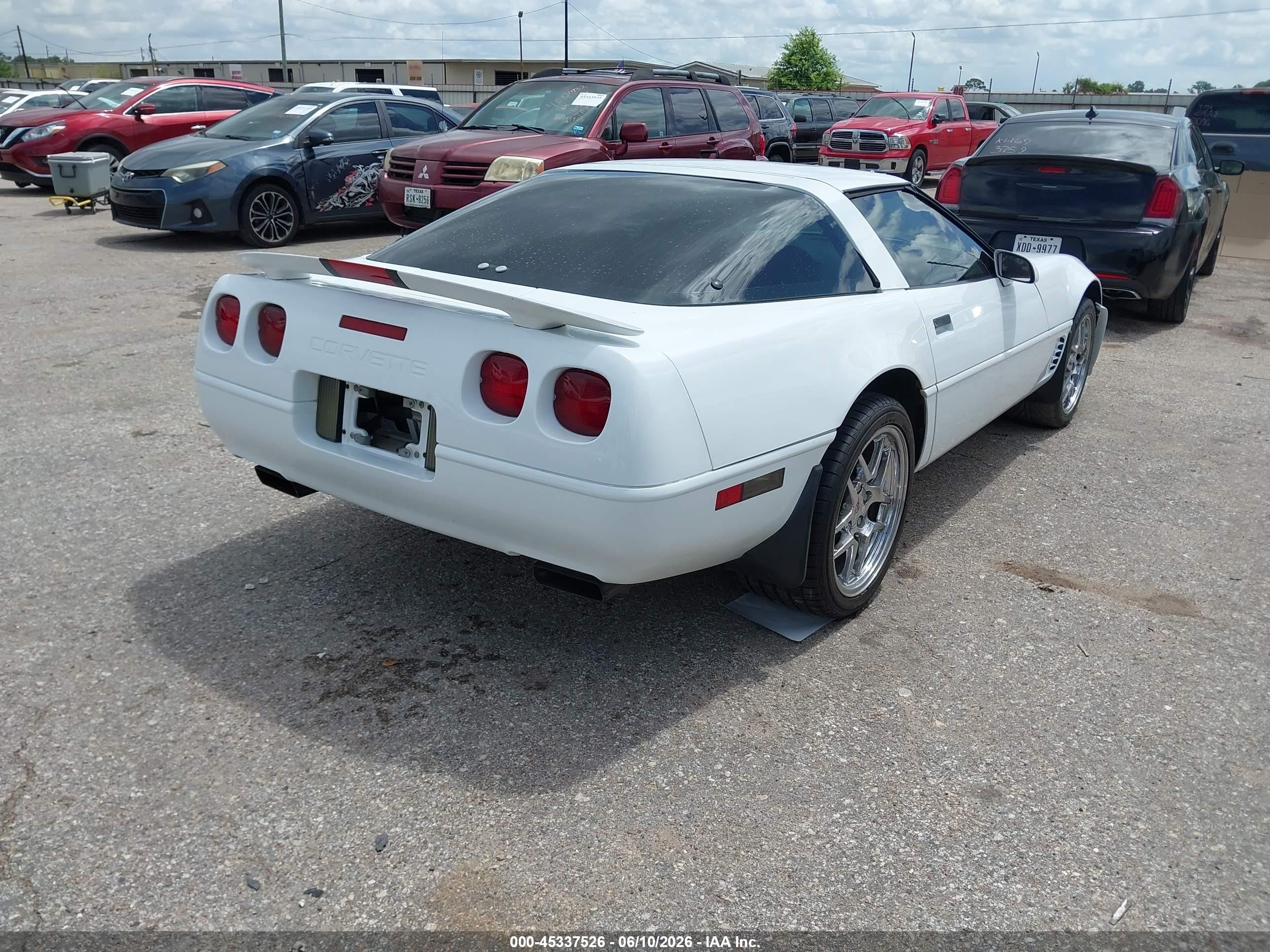 1995 Chevrolet Corvette   White vin: 1G1YY22P2S5115845