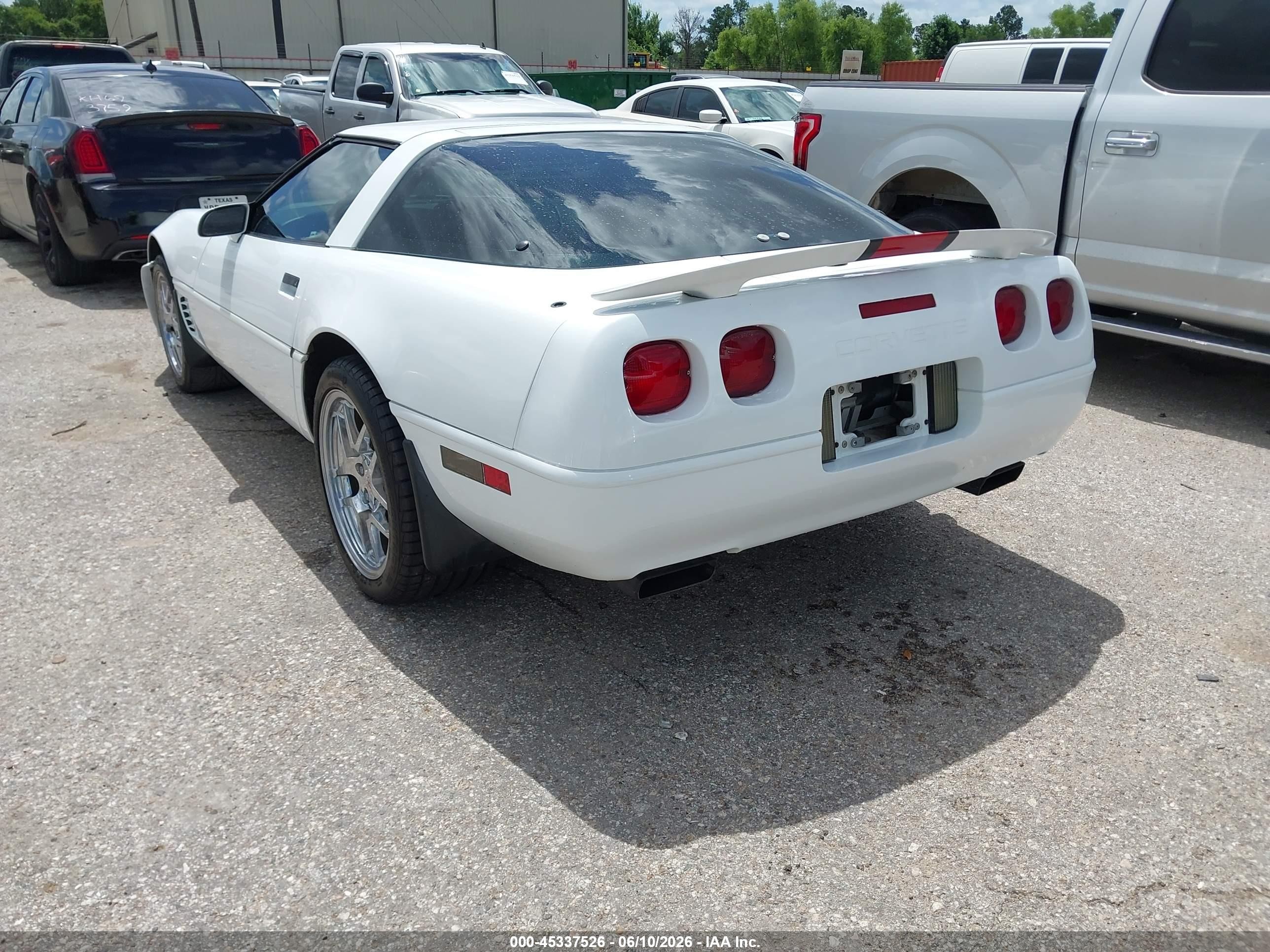1995 Chevrolet Corvette   White vin: 1G1YY22P2S5115845