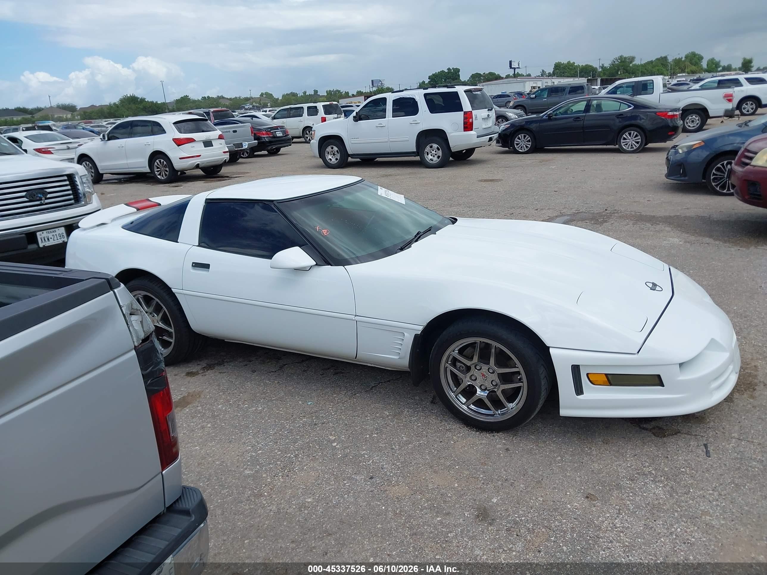 1995 Chevrolet Corvette   White vin: 1G1YY22P2S5115845