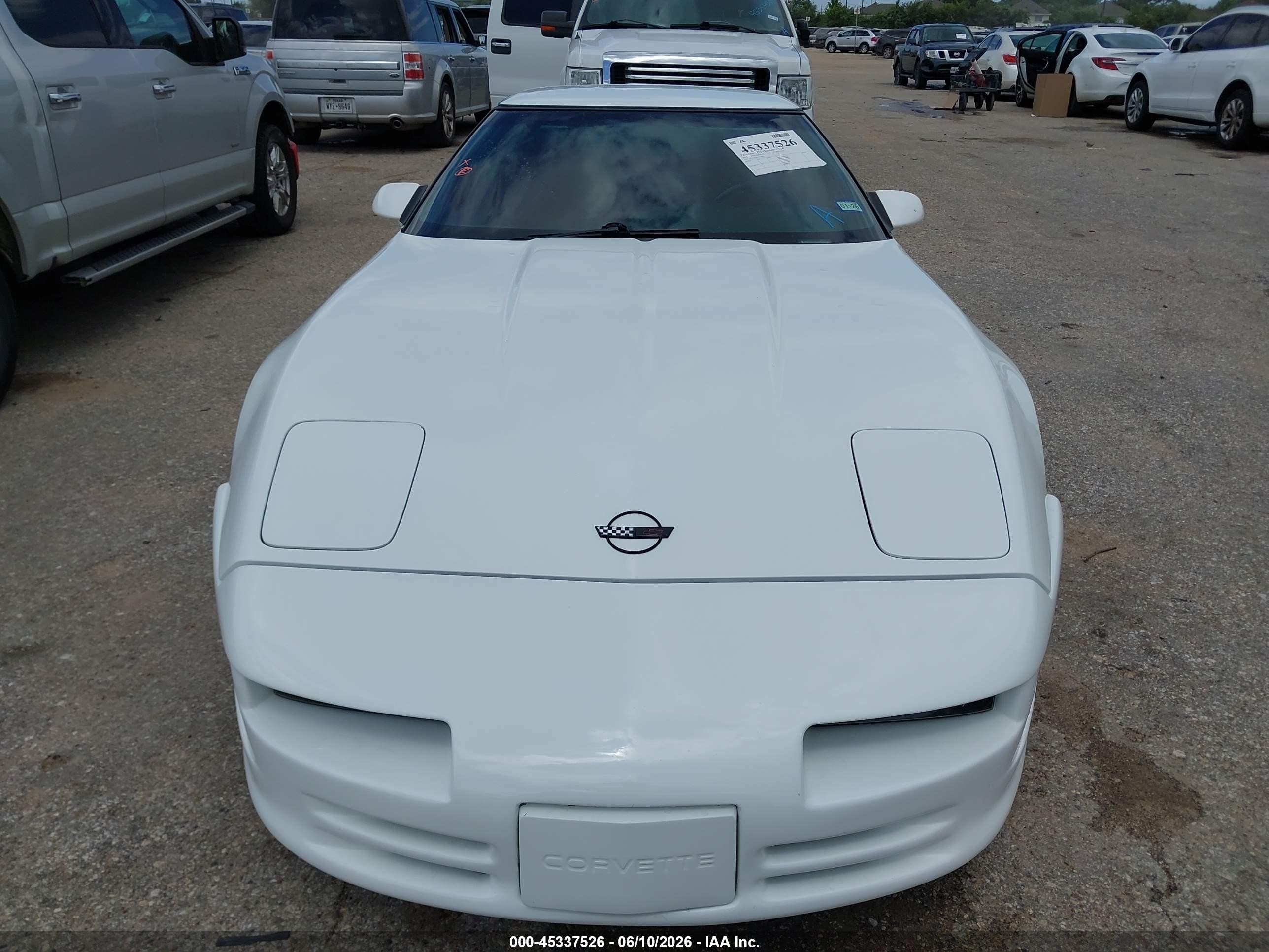 1995 Chevrolet Corvette   White vin: 1G1YY22P2S5115845