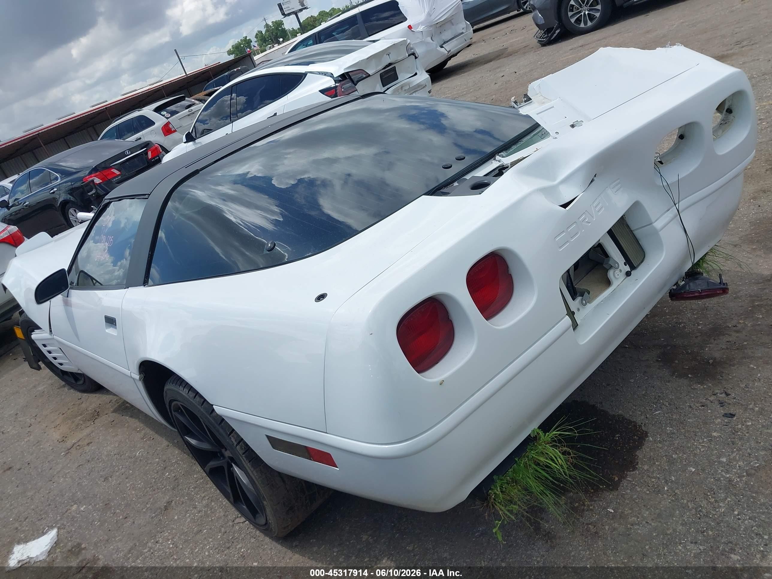 1994 Chevrolet Corvette   White vin: 1G1YY22P3R5113287