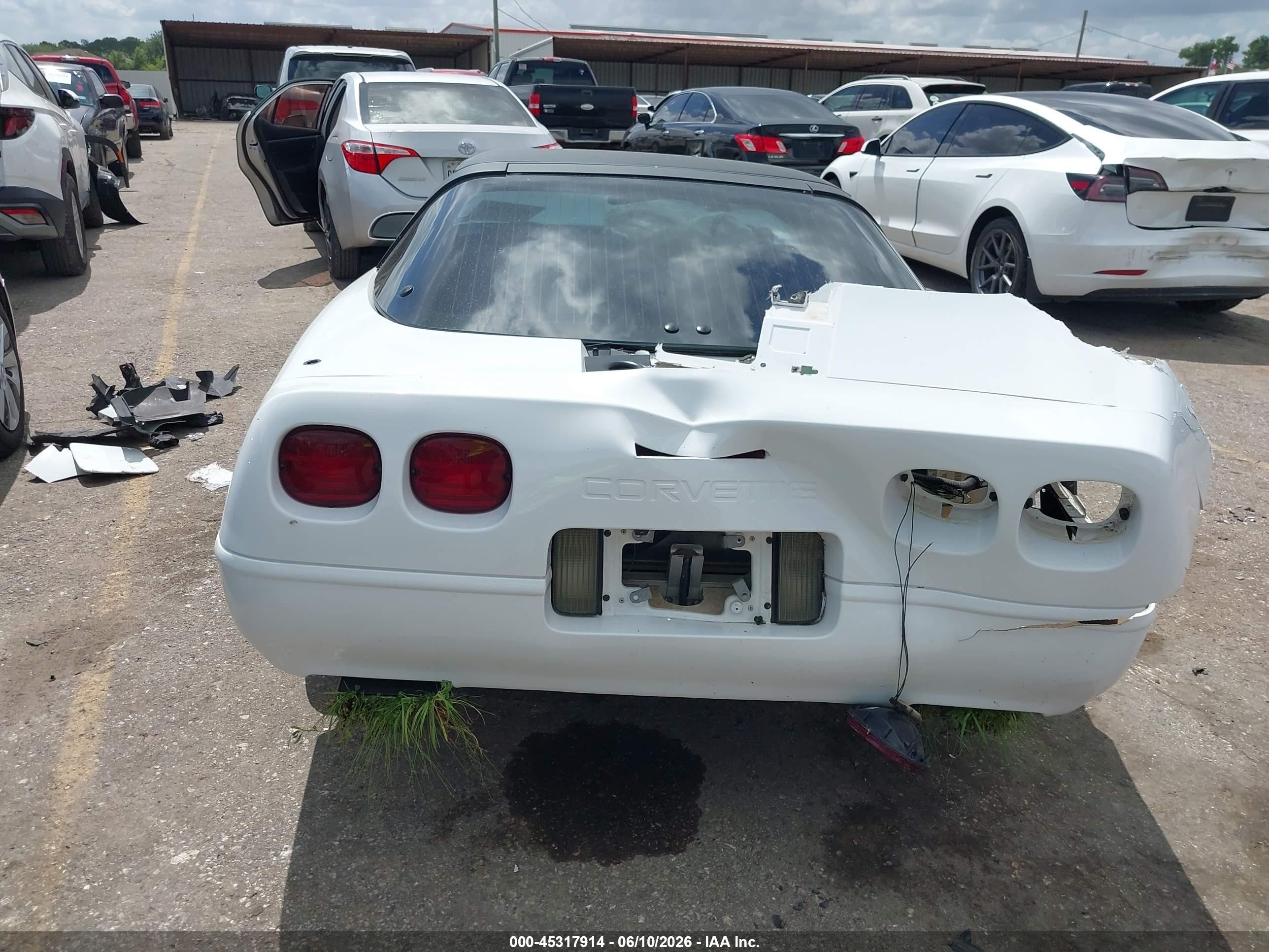 1994 Chevrolet Corvette   White vin: 1G1YY22P3R5113287