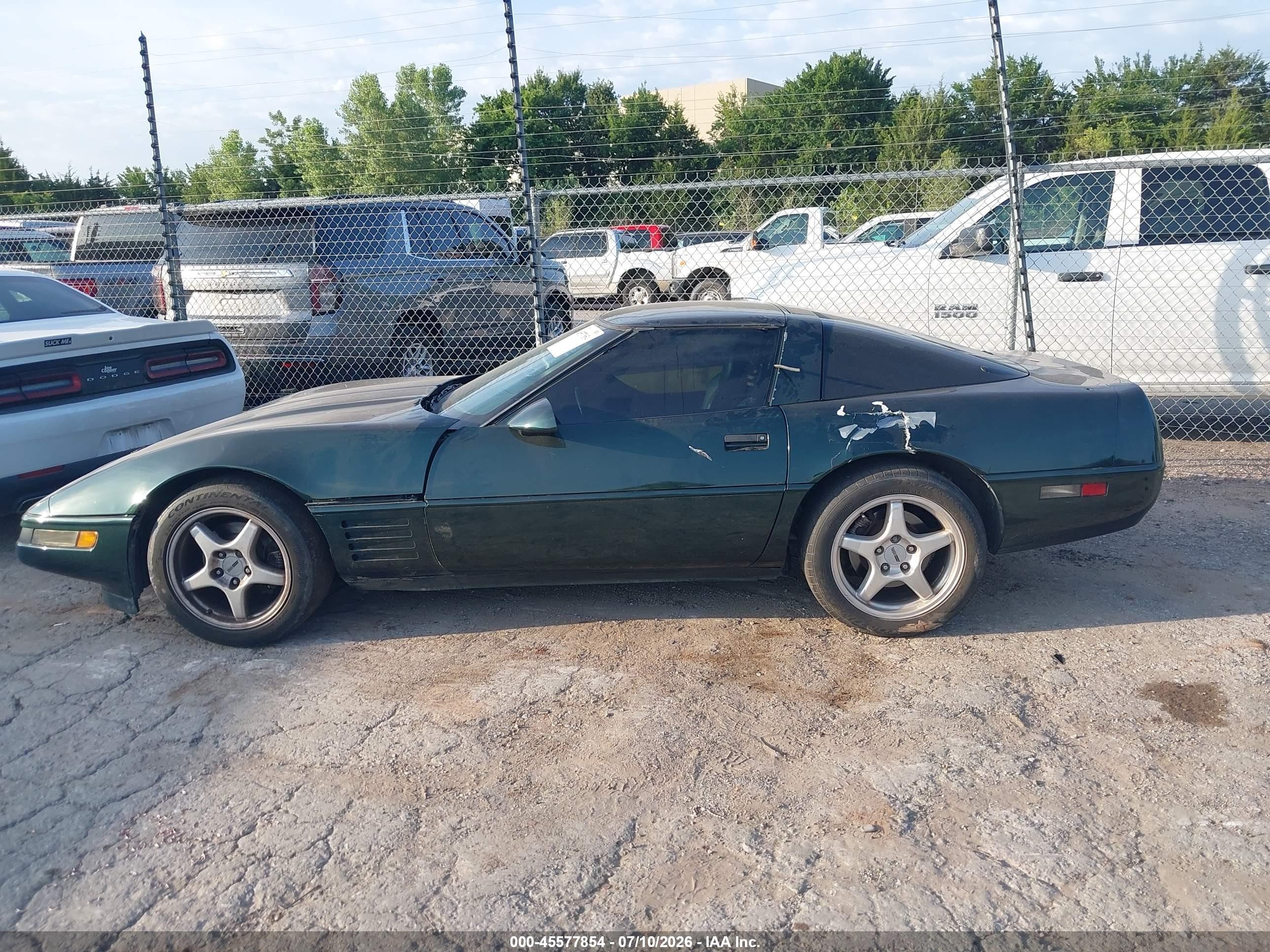 1994 Chevrolet Corvette   Green vin: 1G1YY22P4R5106803
