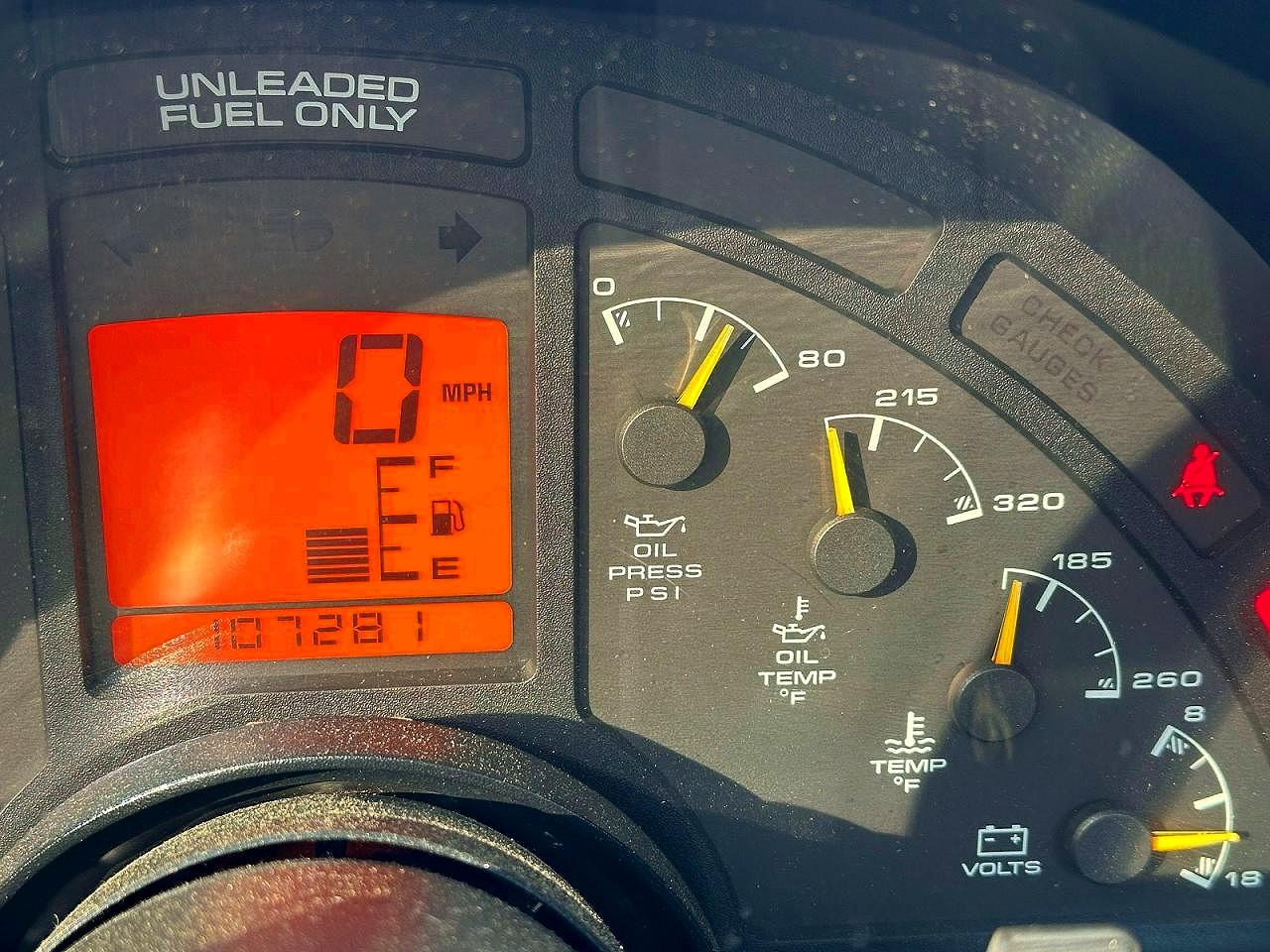 1994 Chevrolet Corvette Red vin: 1G1YY22P4R5108017